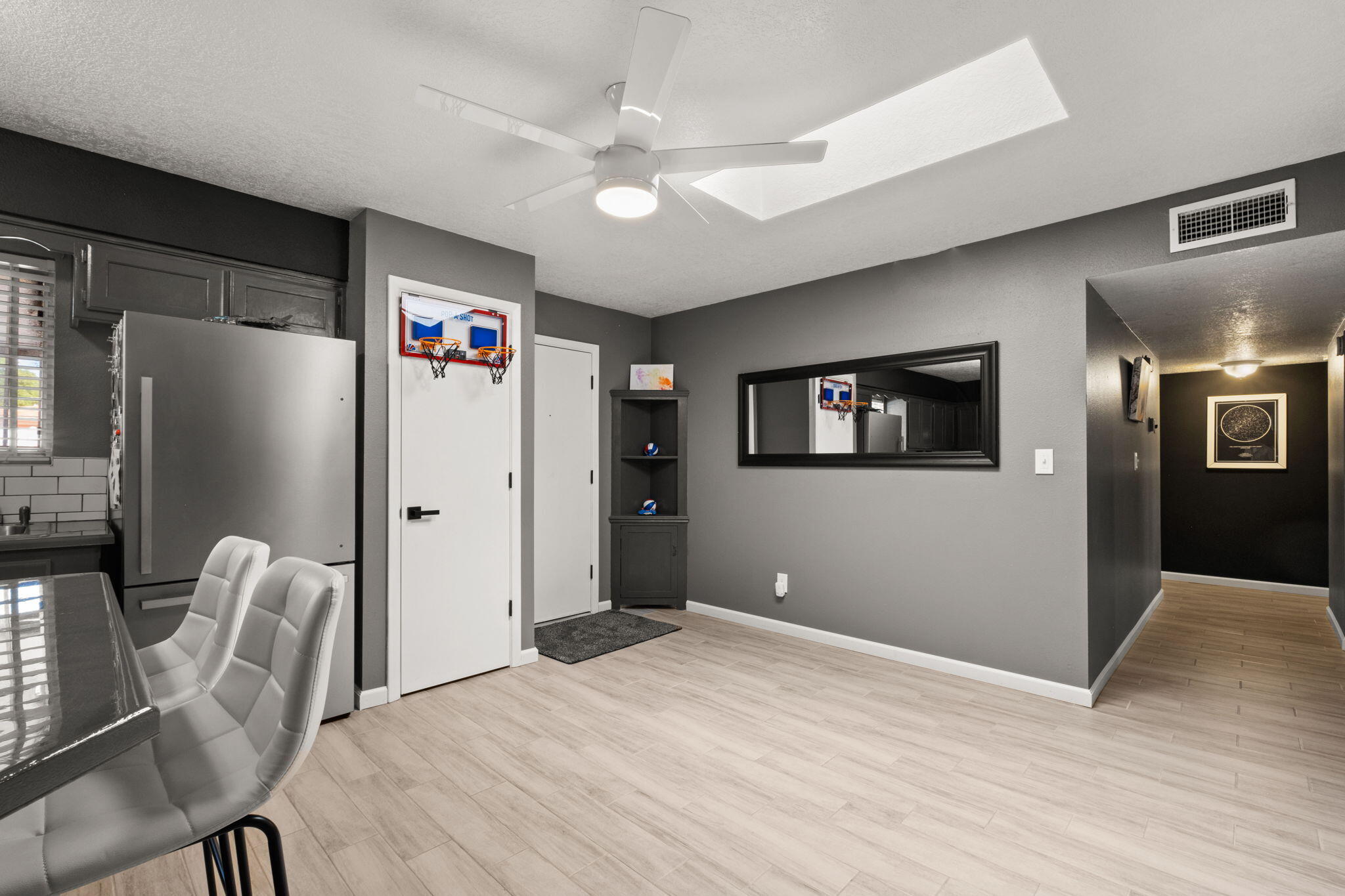 538 ESTANCIA Drive NW