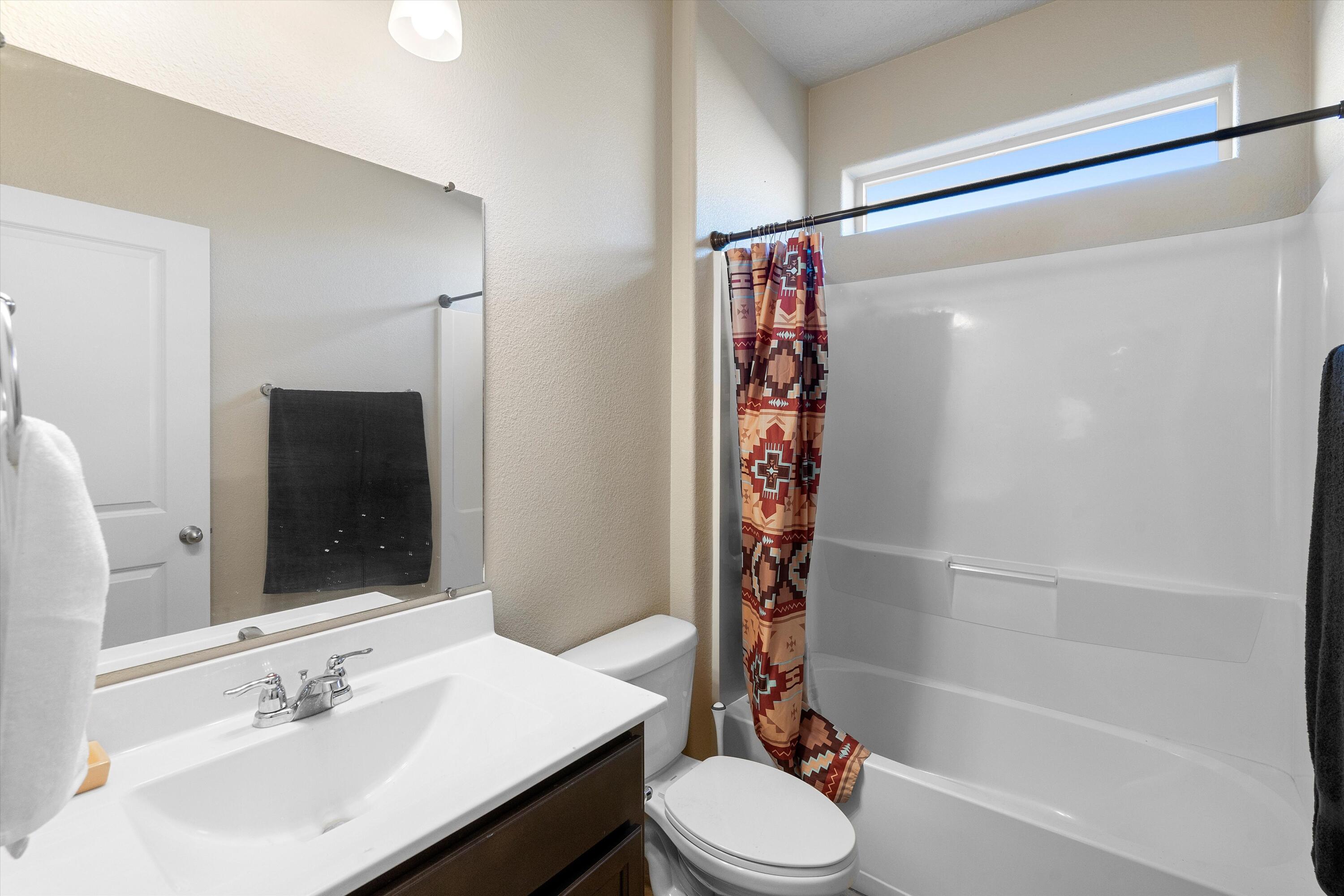 2036 Canyon Wren Court SE