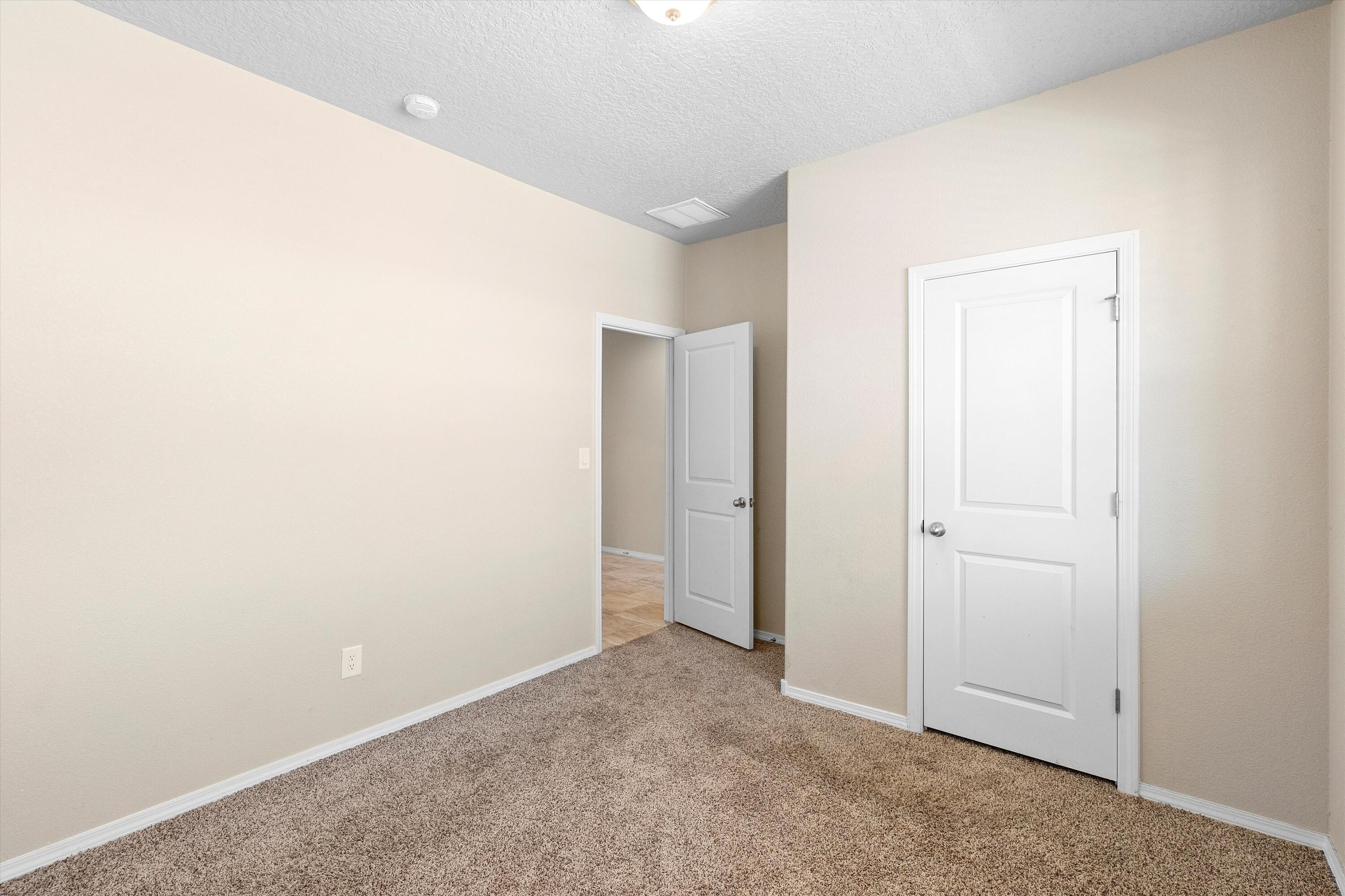 2036 Canyon Wren Court SE