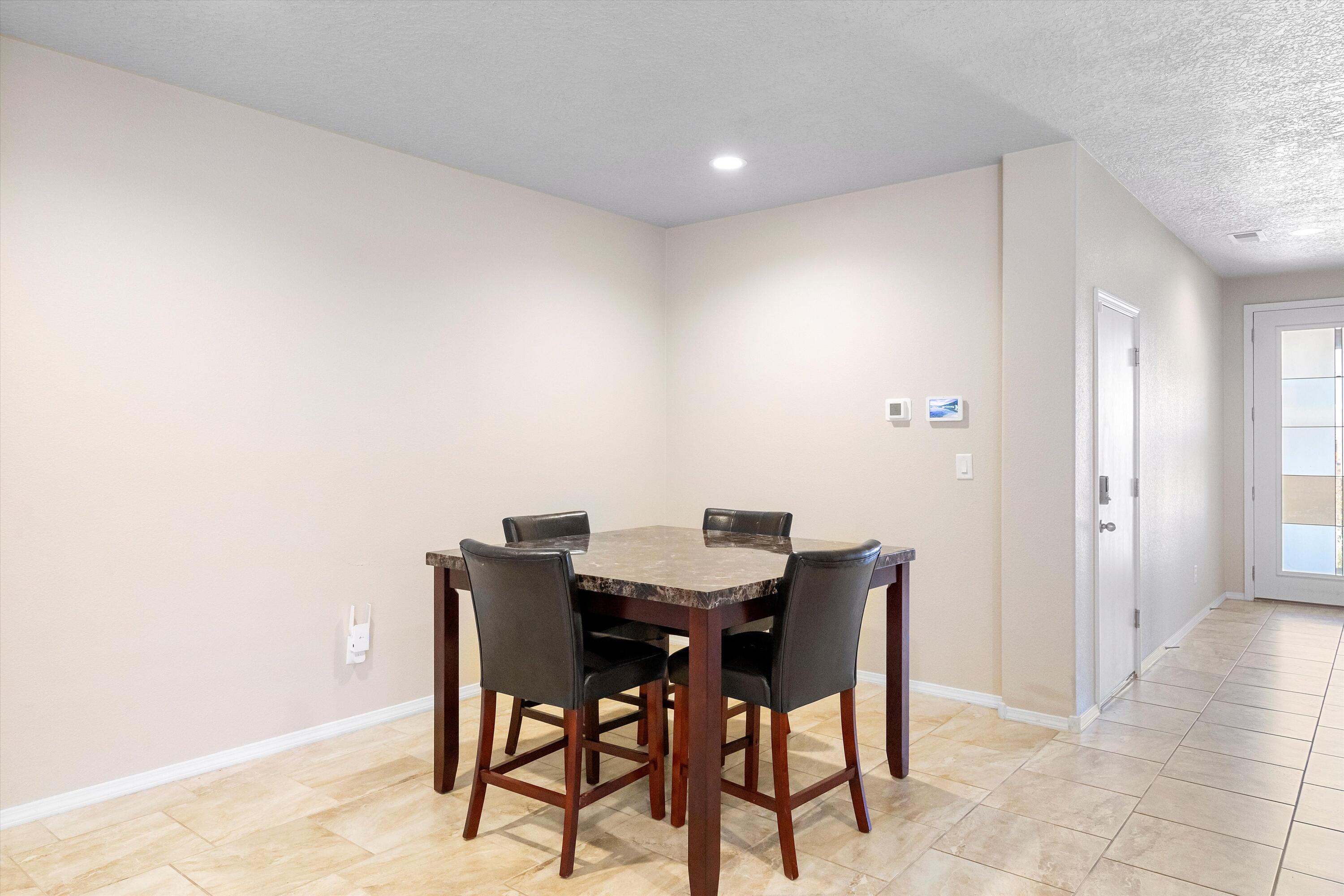 2036 Canyon Wren Court SE