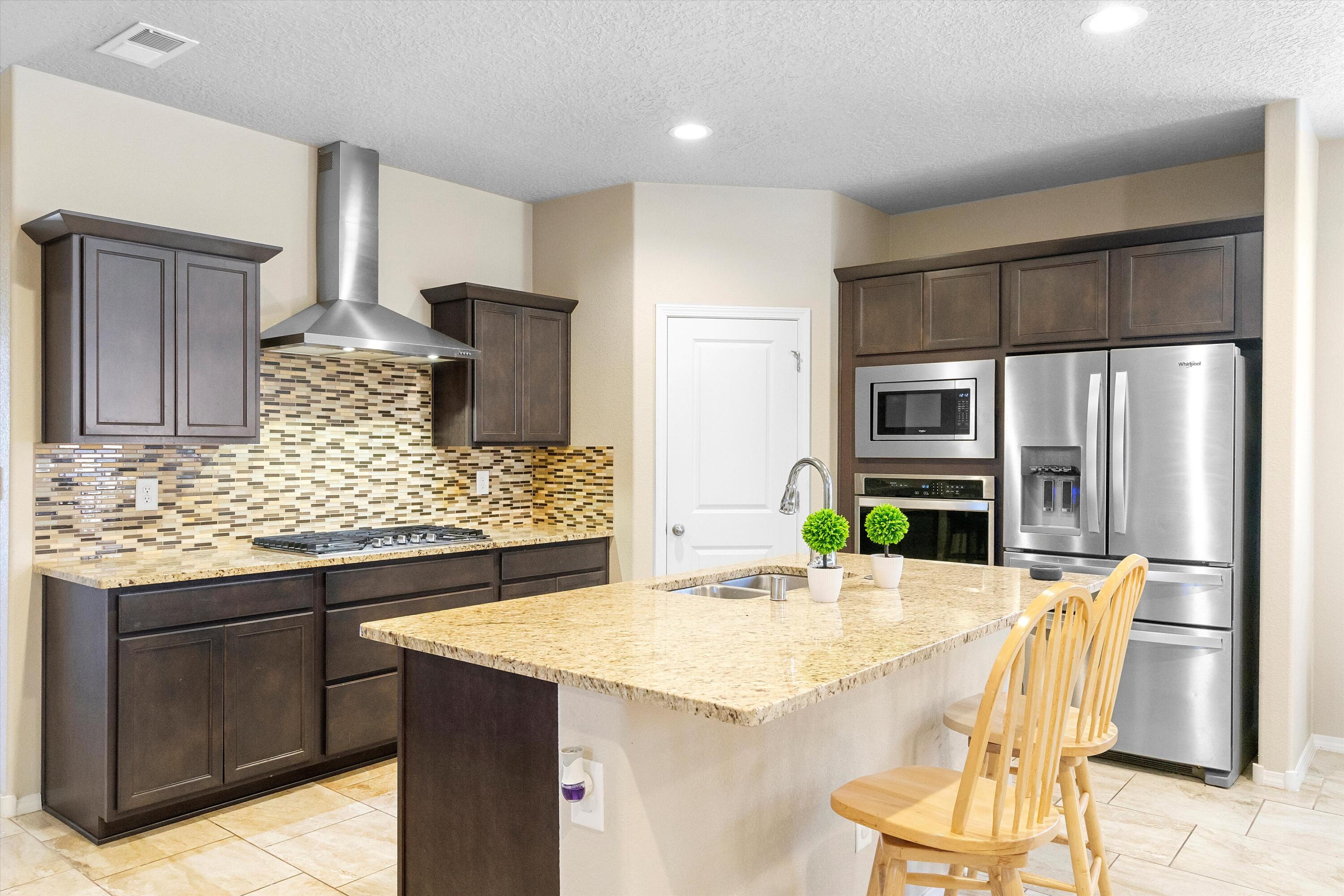 2036 Canyon Wren Court SE