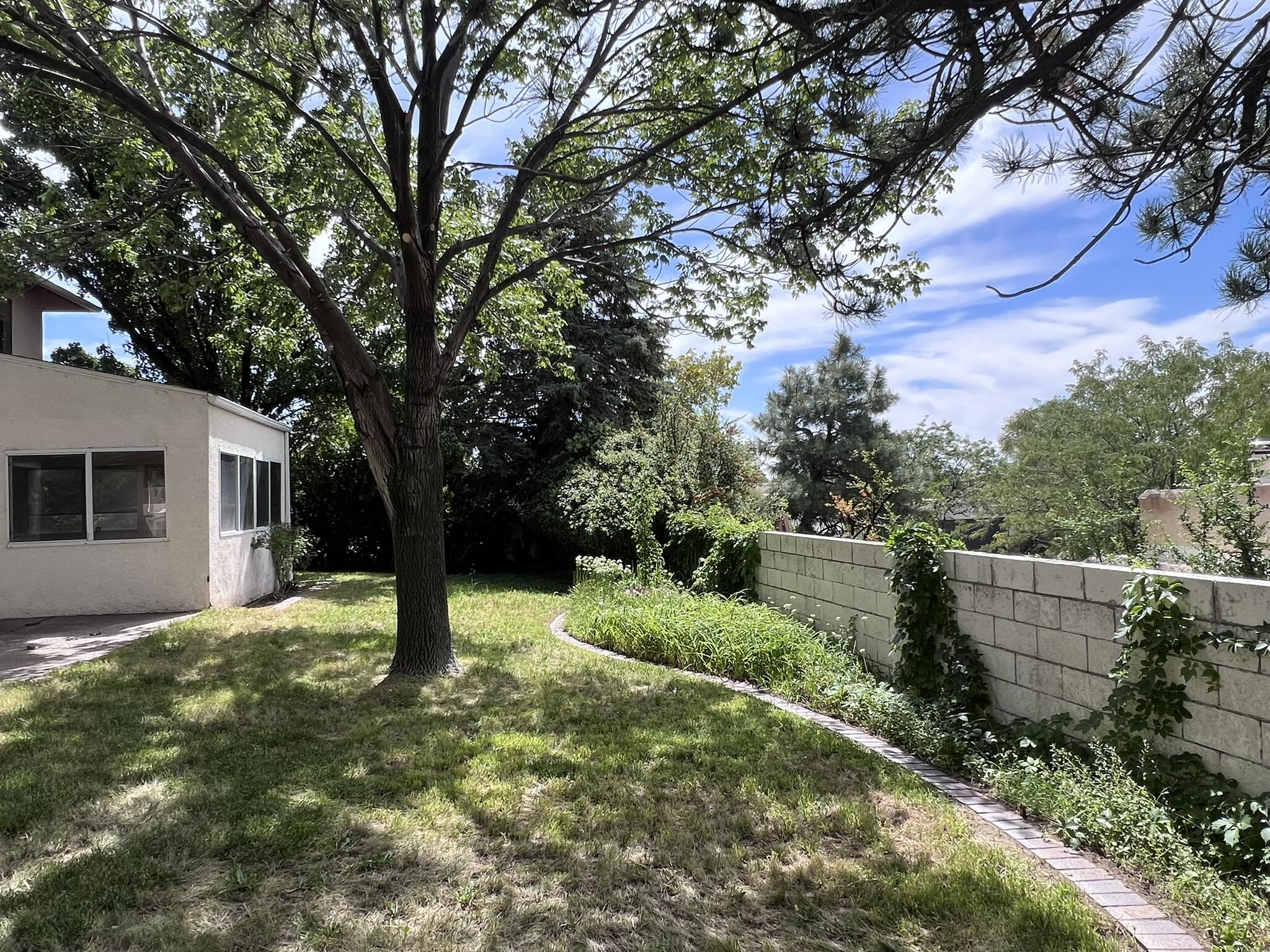 5701 Nugget Street NE