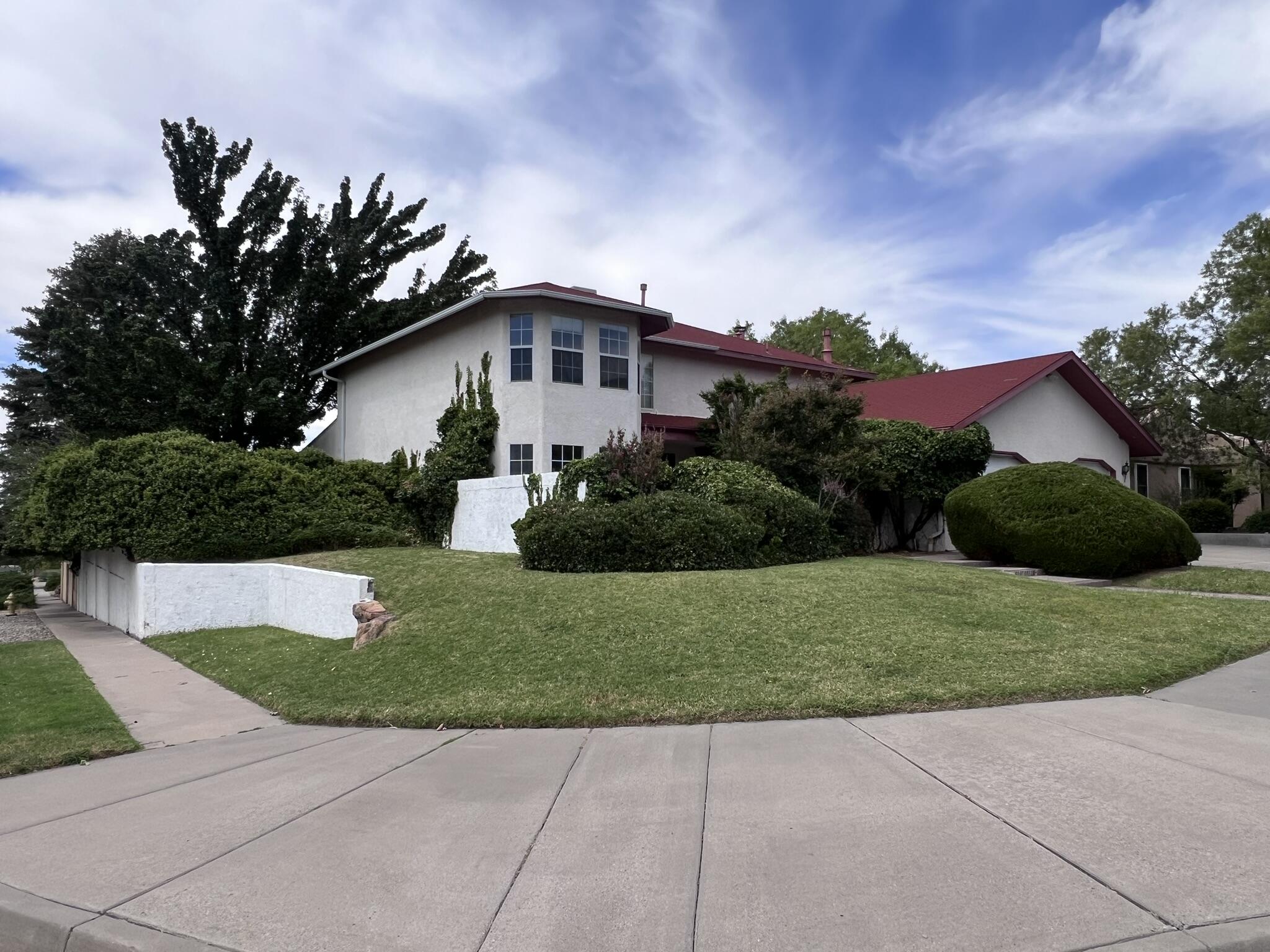 5701 Nugget Street NE