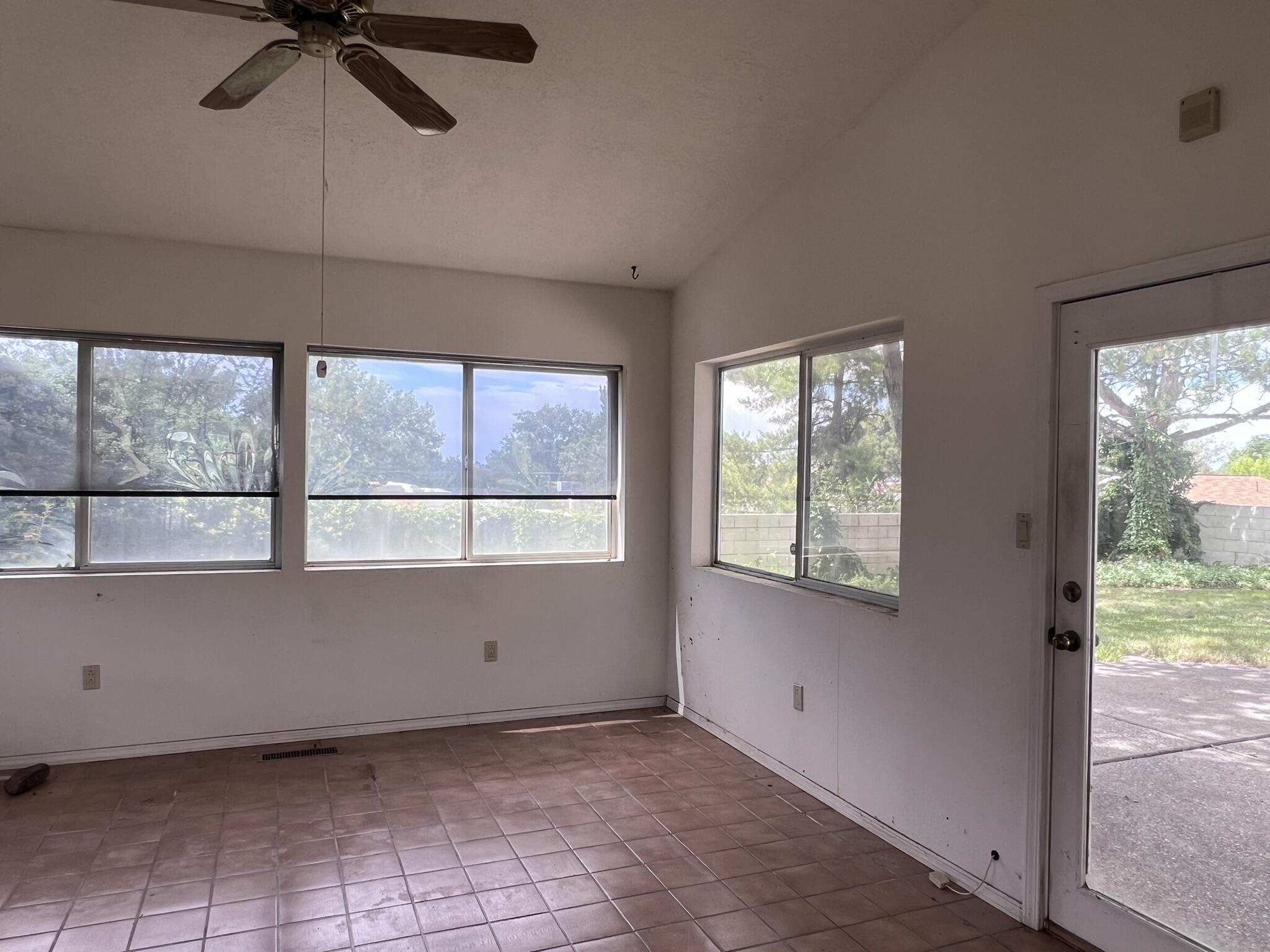 5701 Nugget Street NE