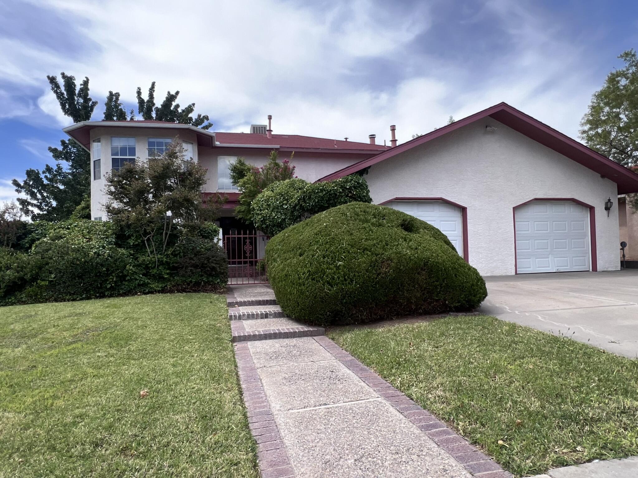 5701 Nugget Street NE