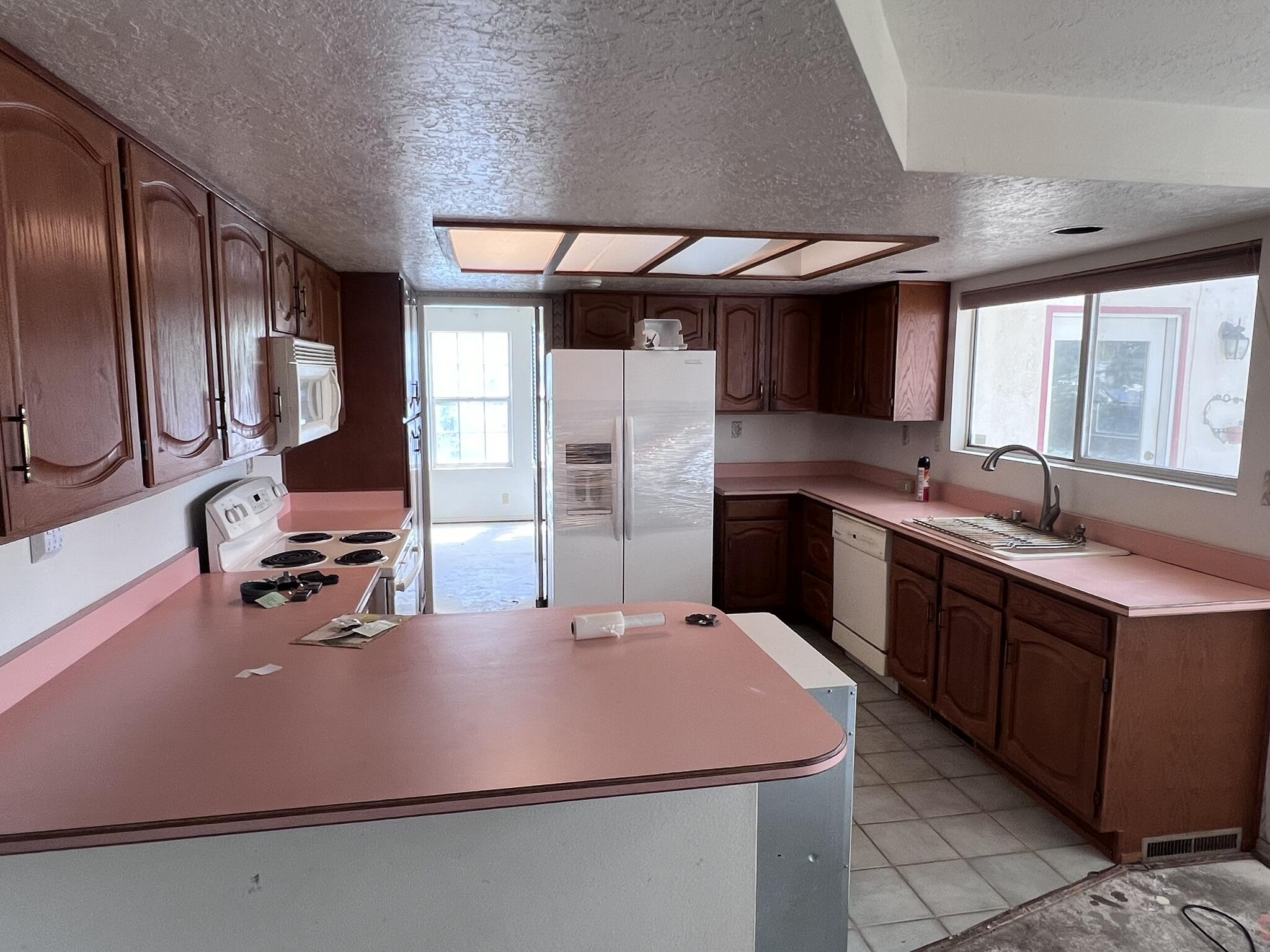 5701 Nugget Street NE