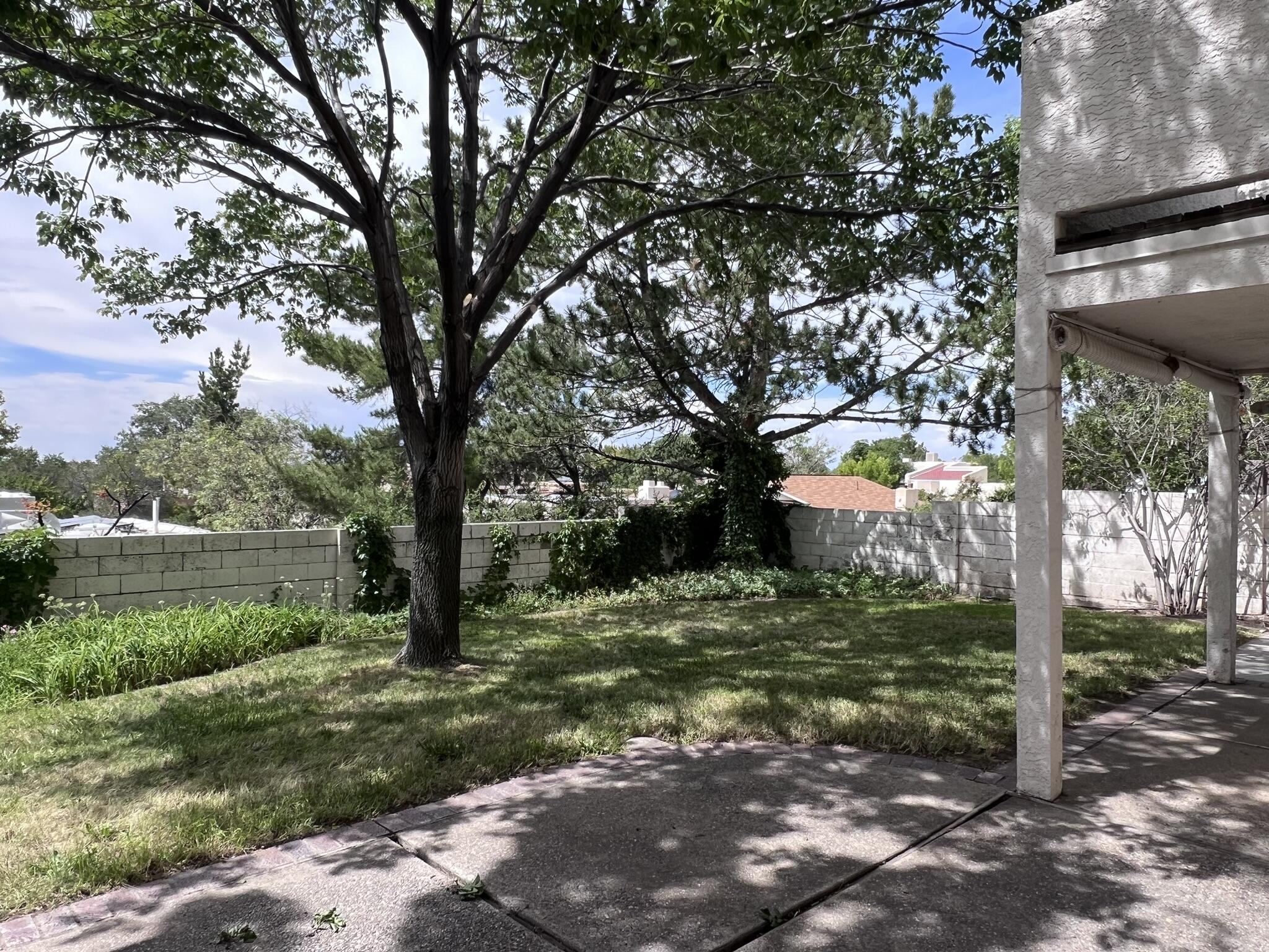 5701 Nugget Street NE