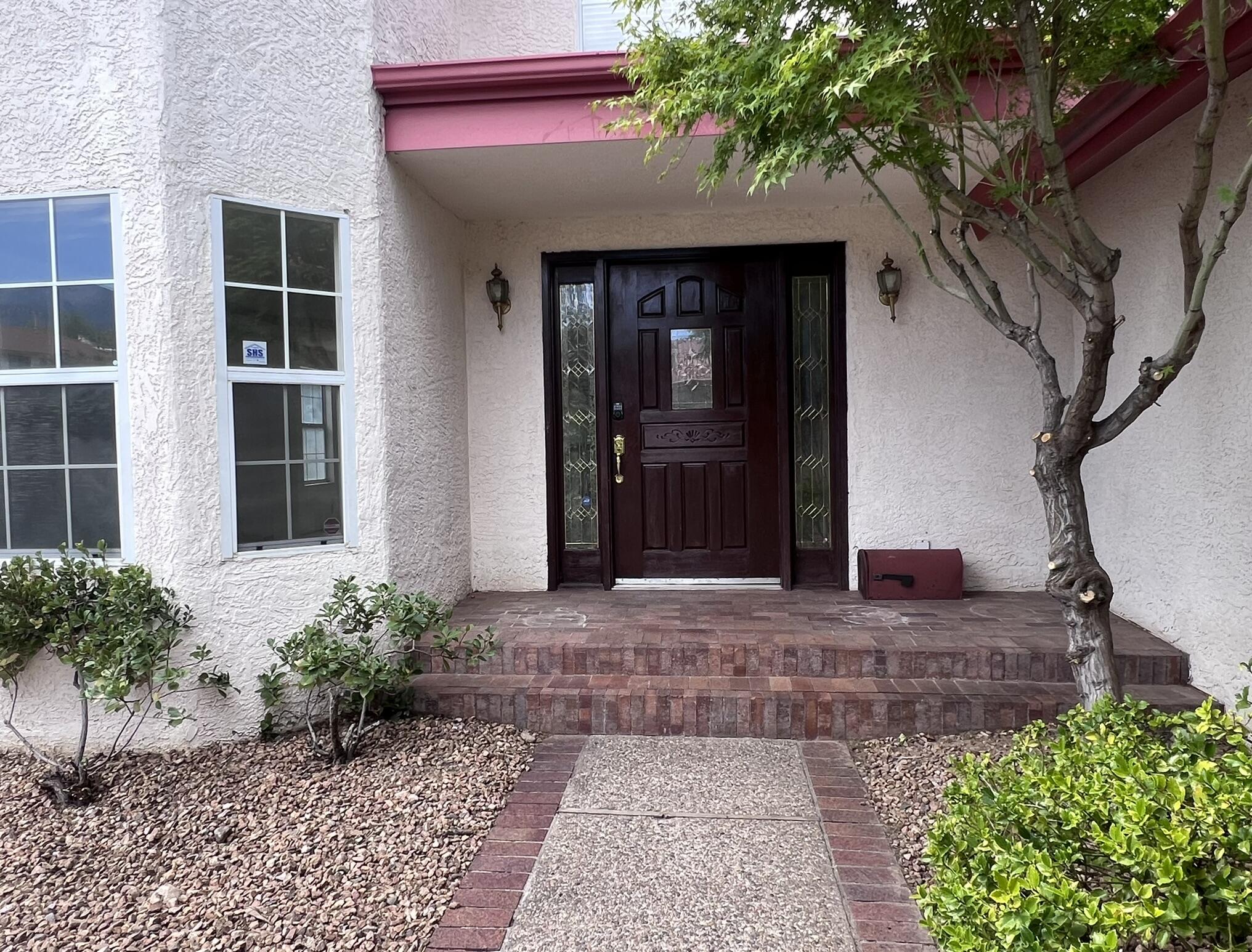 5701 Nugget Street NE