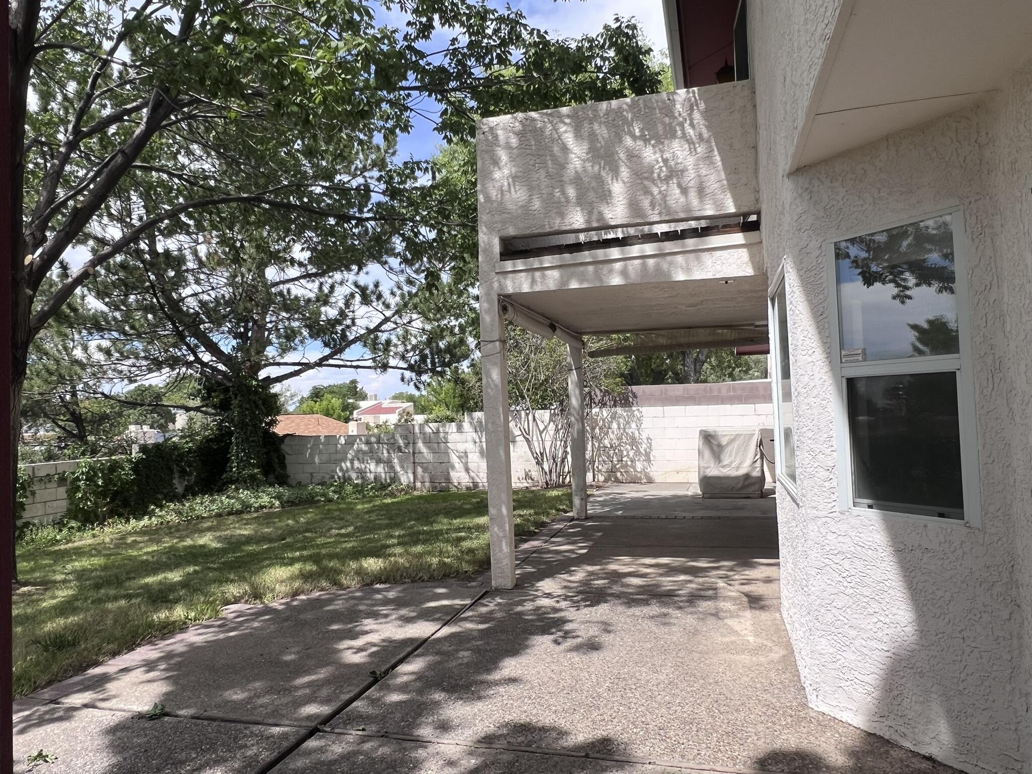 5701 Nugget Street NE