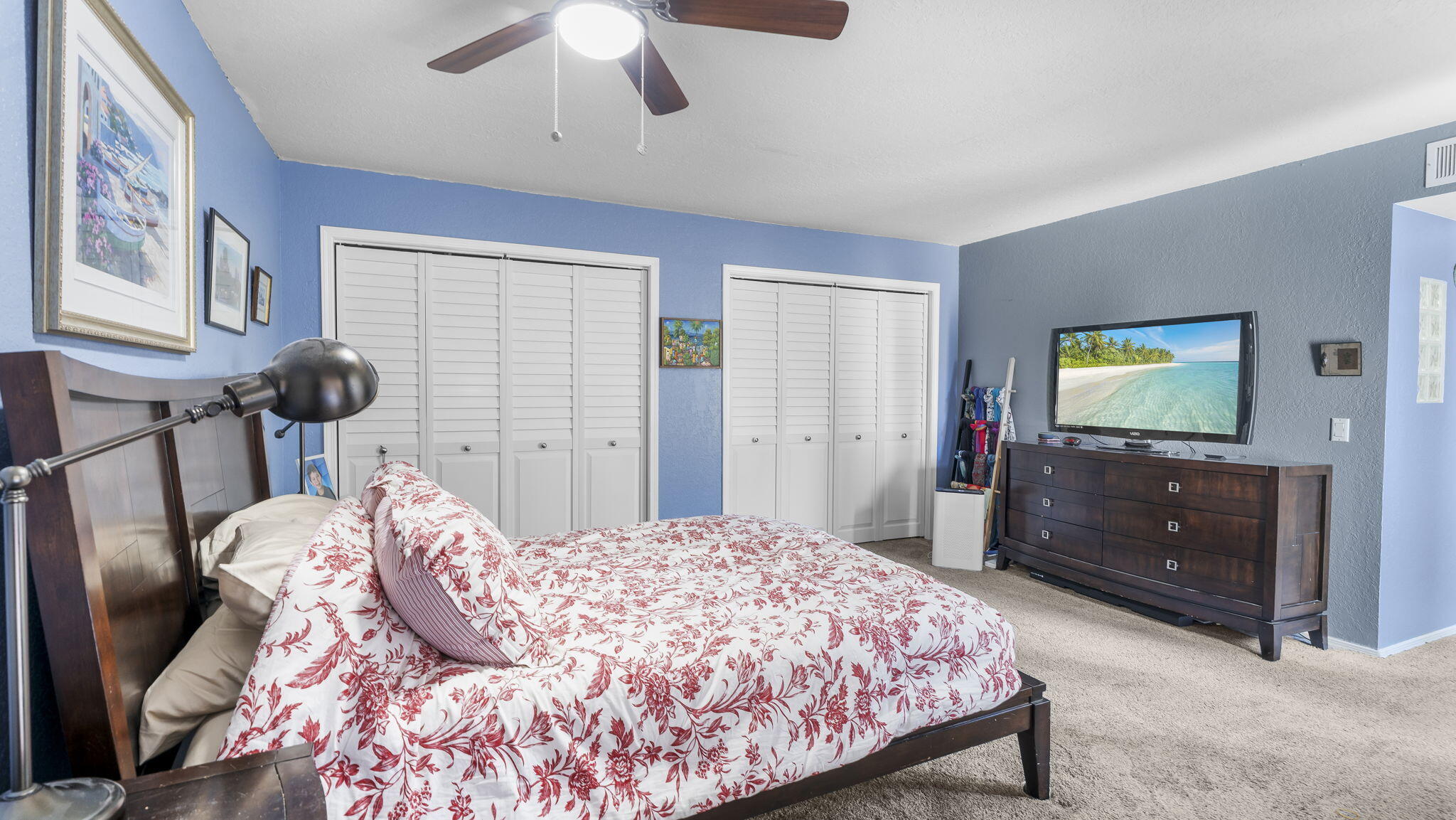 5108 LA FIESTA Drive NE