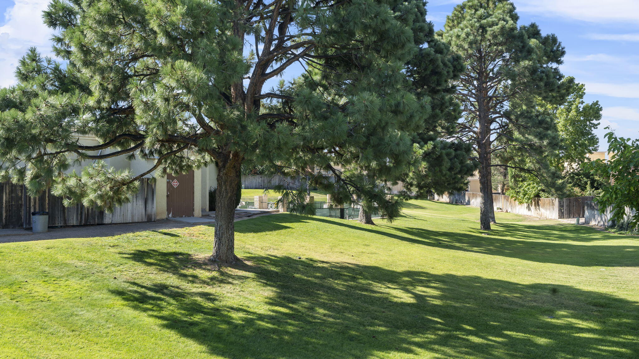 5108 LA FIESTA Drive NE