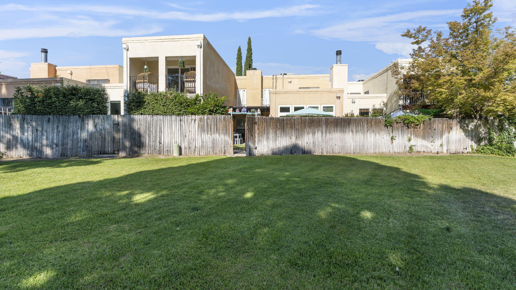 5108 LA FIESTA Drive NE