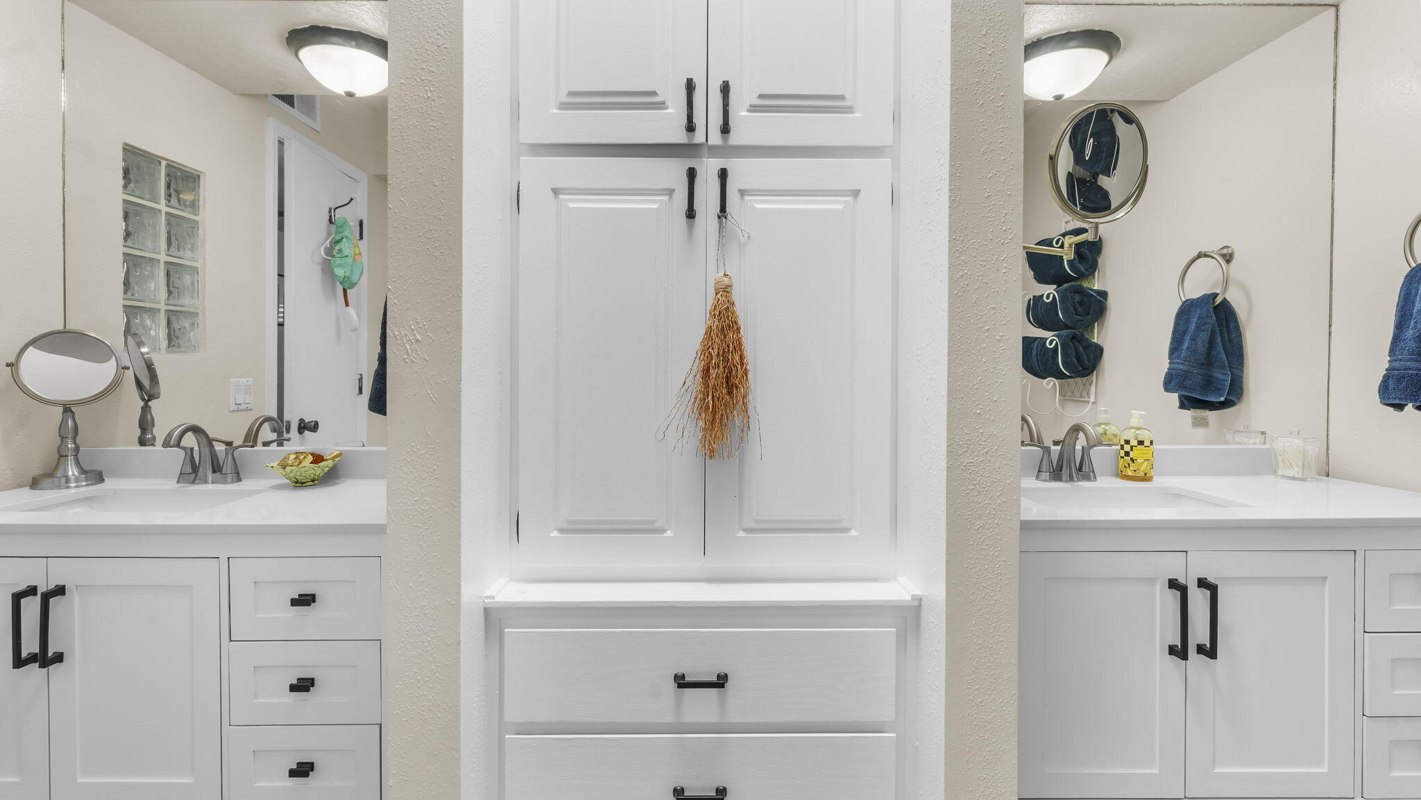 5108 LA FIESTA Drive NE