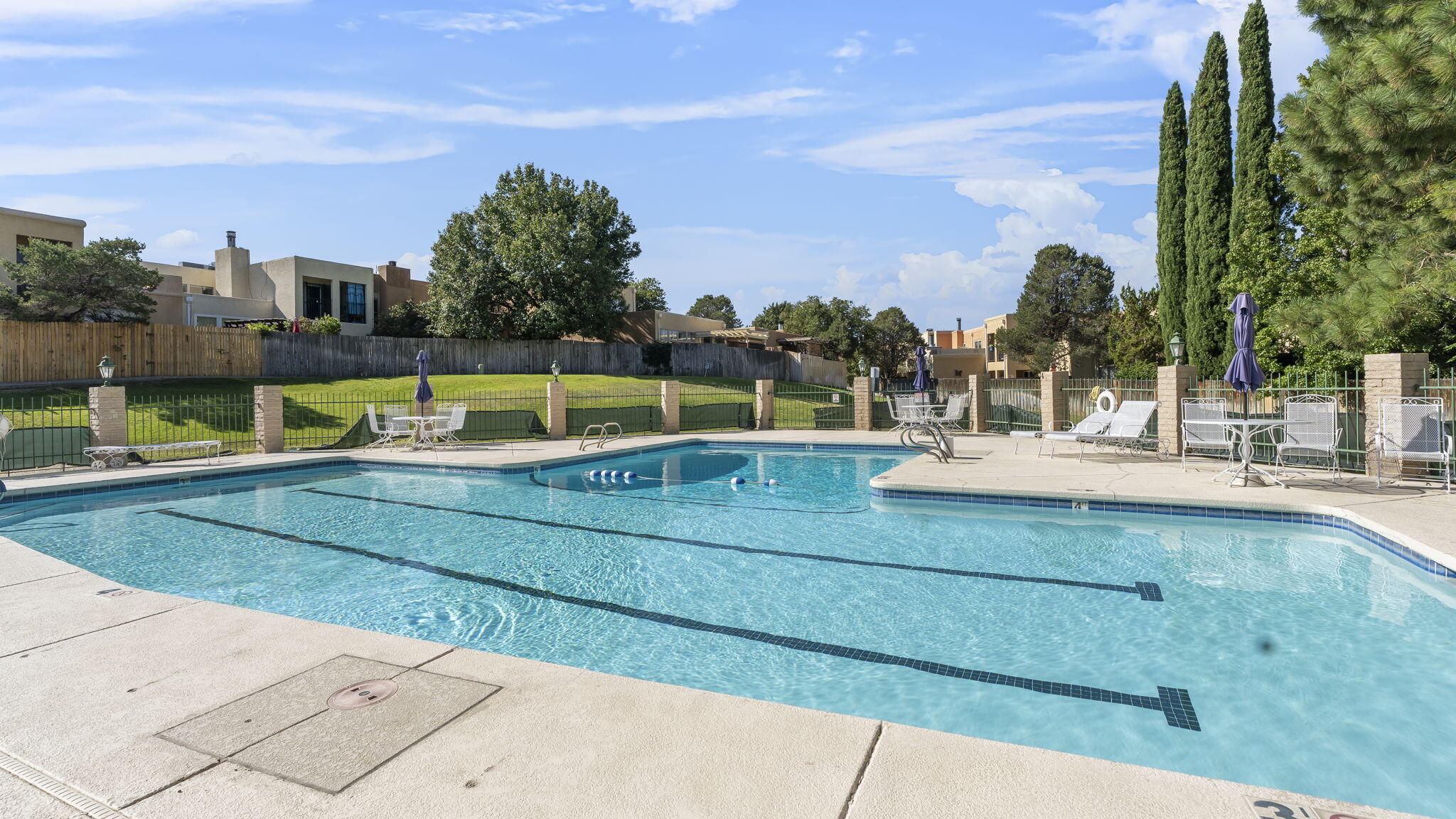 5108 LA FIESTA Drive NE