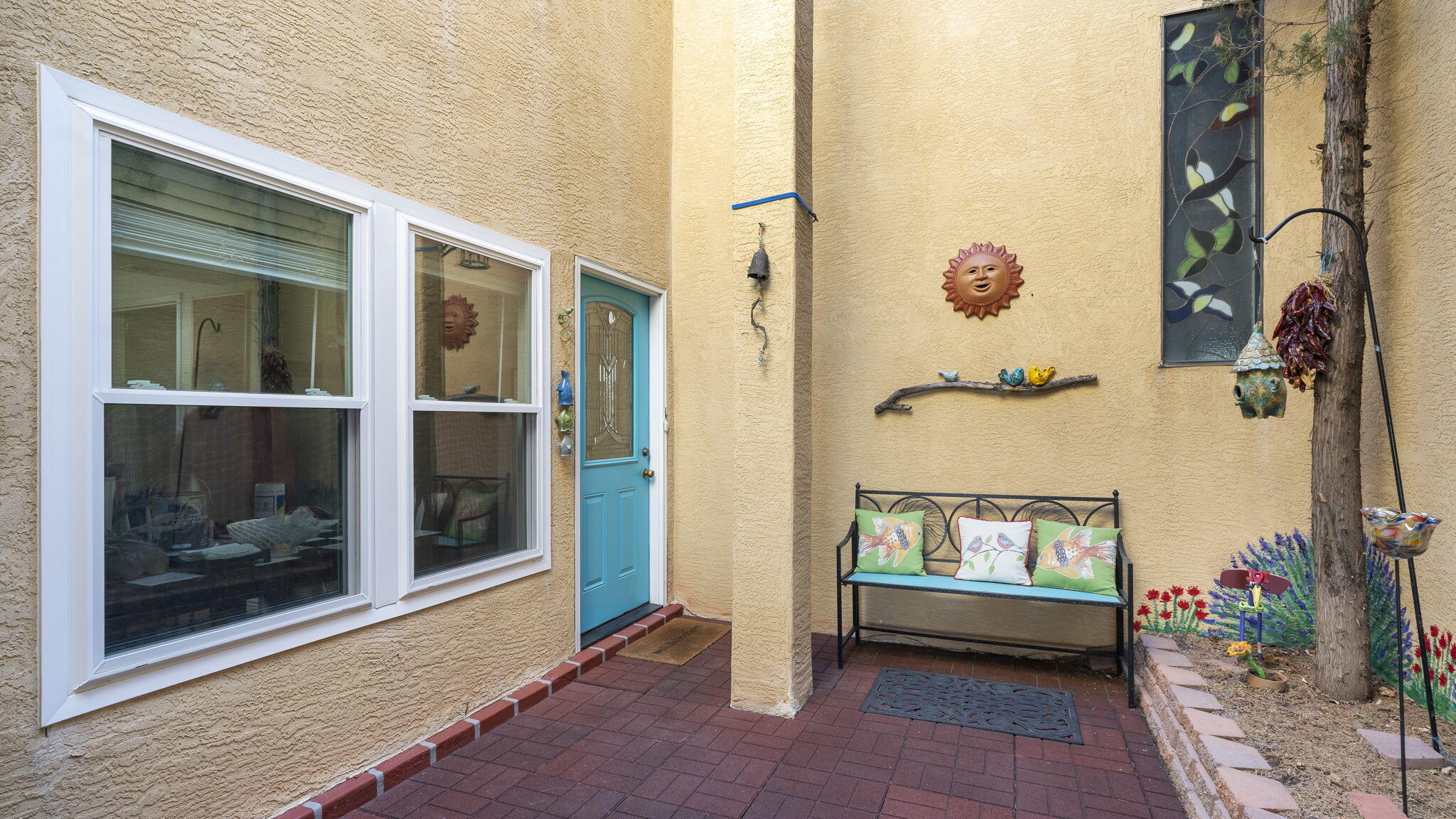 5108 LA FIESTA Drive NE