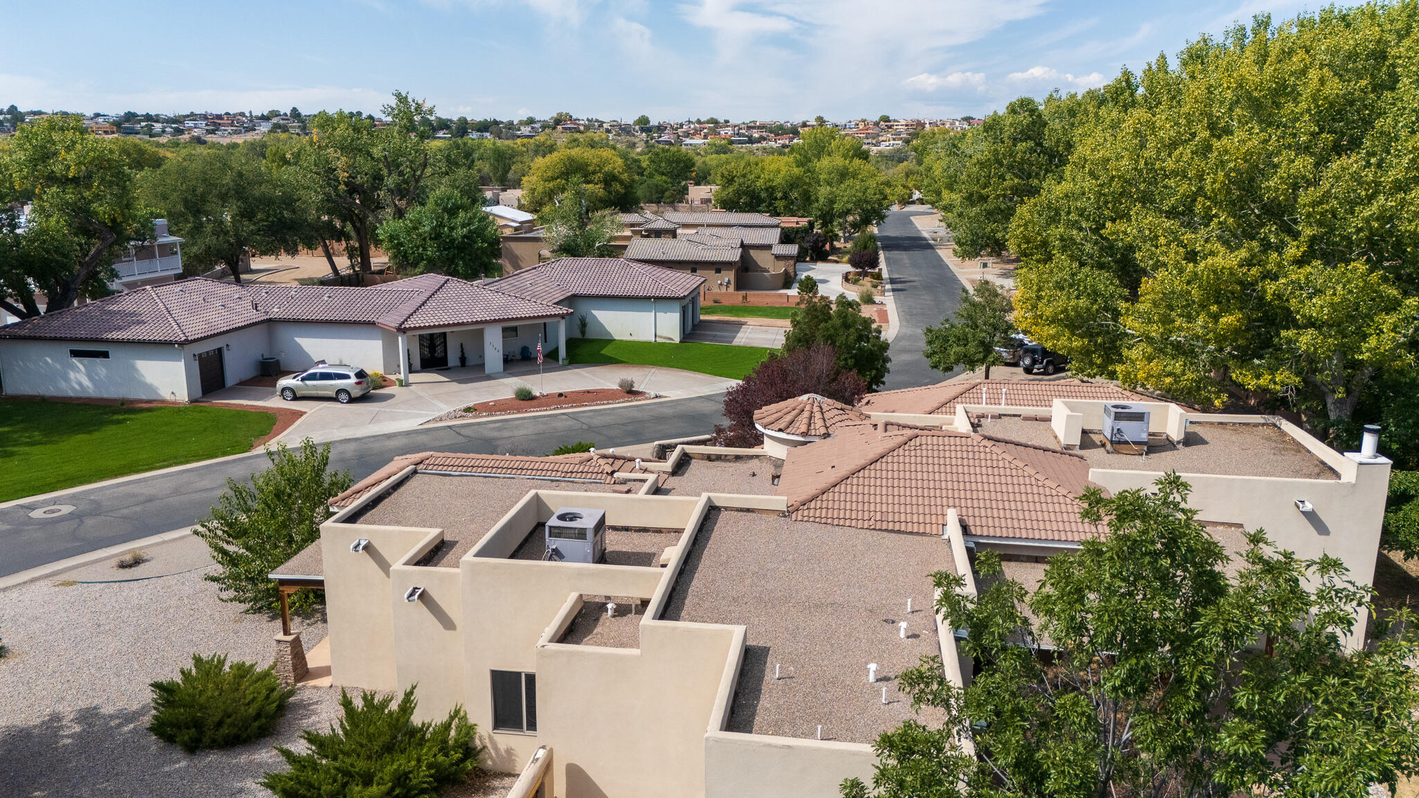 3301 CALLE FACIO NW