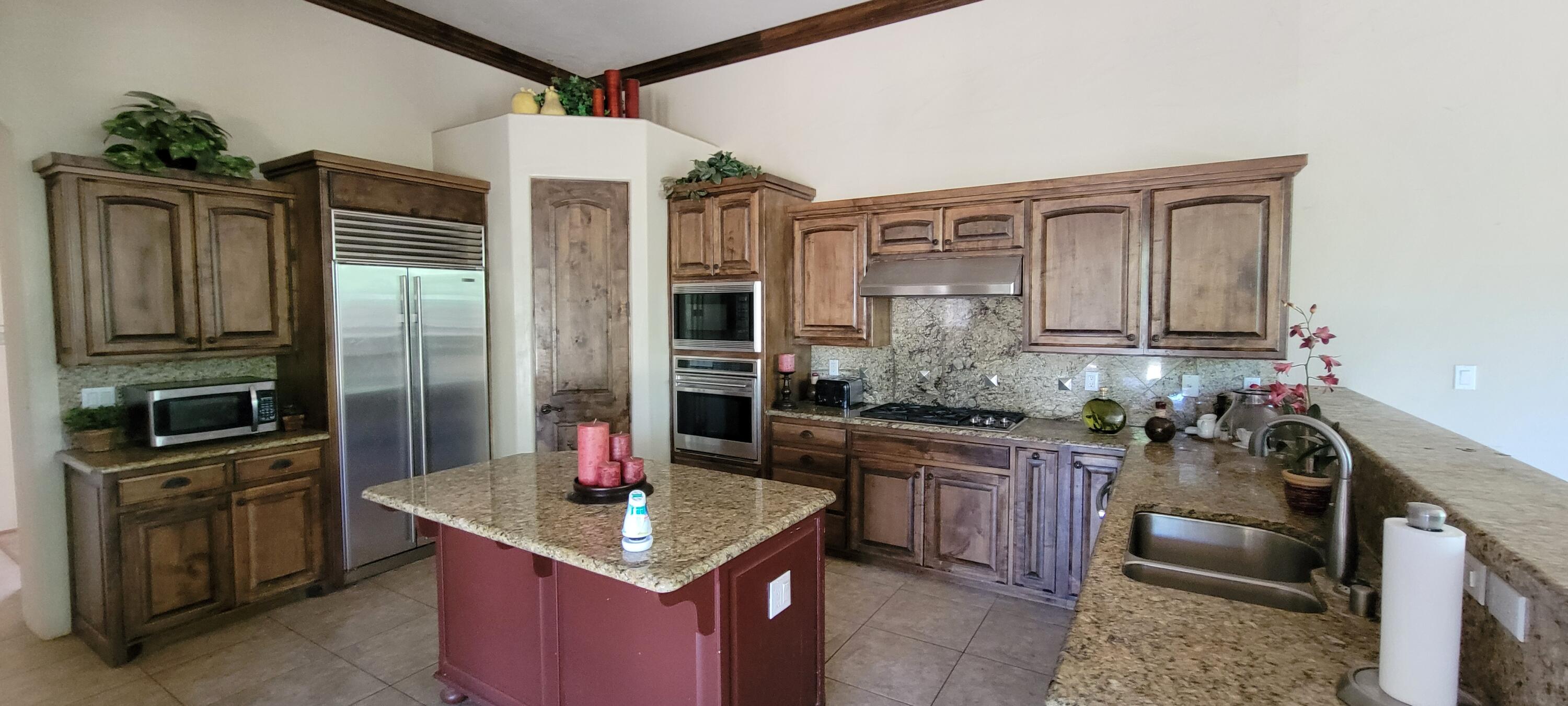 3301 CALLE FACIO NW