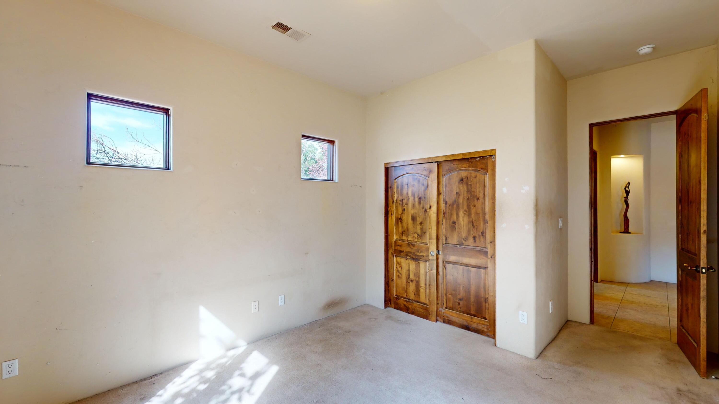 3301 CALLE FACIO NW