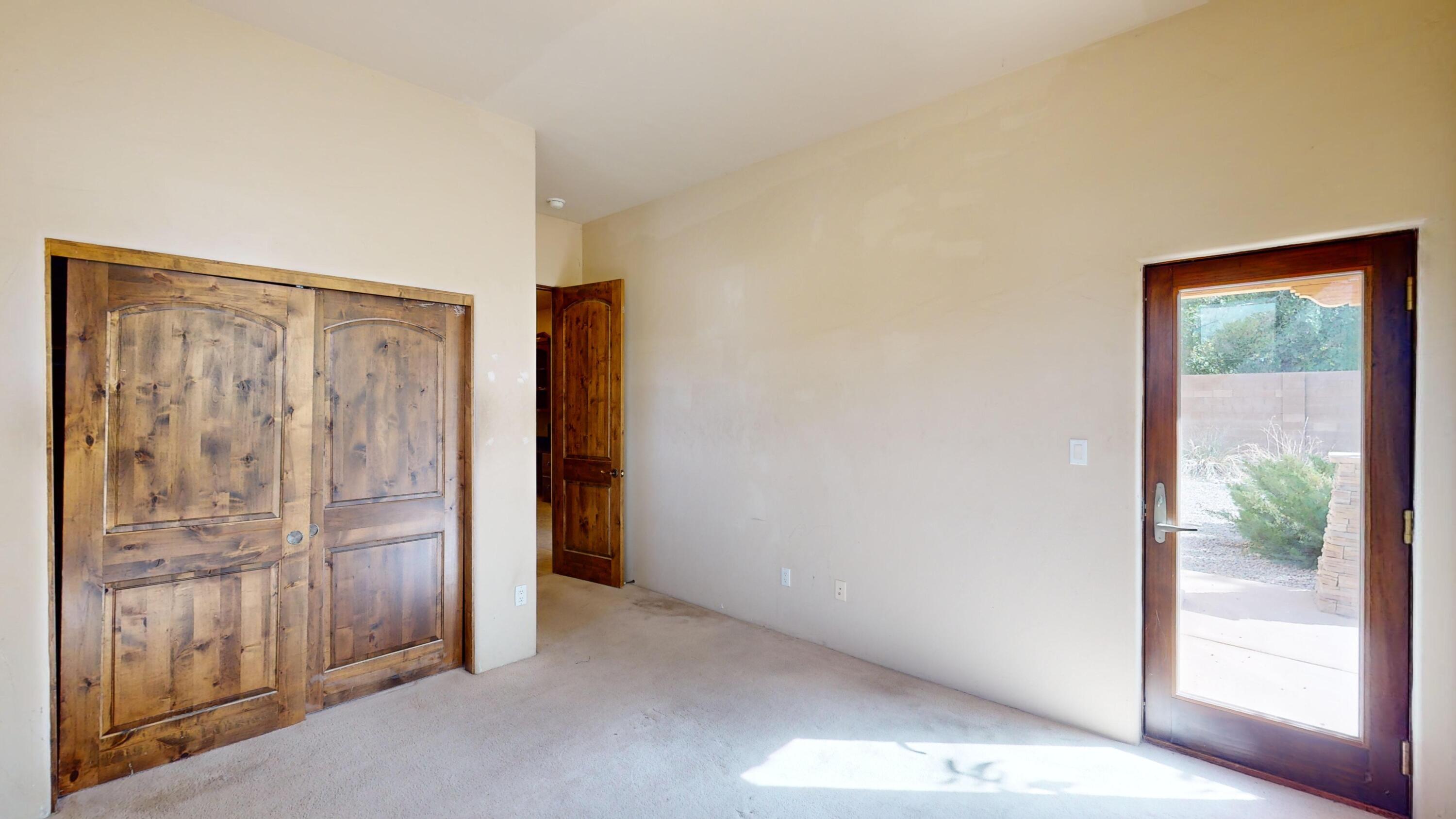 3301 CALLE FACIO NW