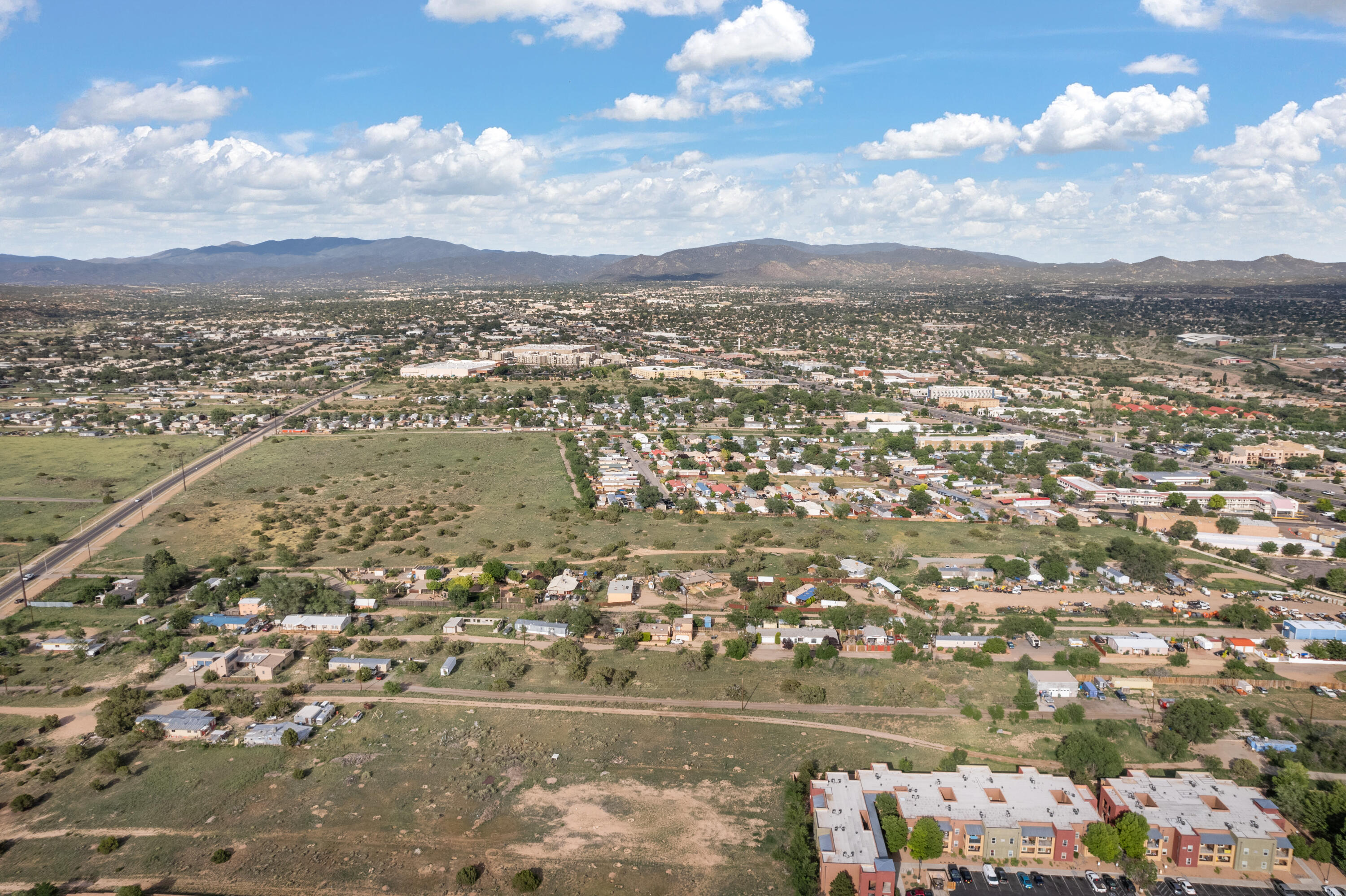 2753 CALLE EUGENIO