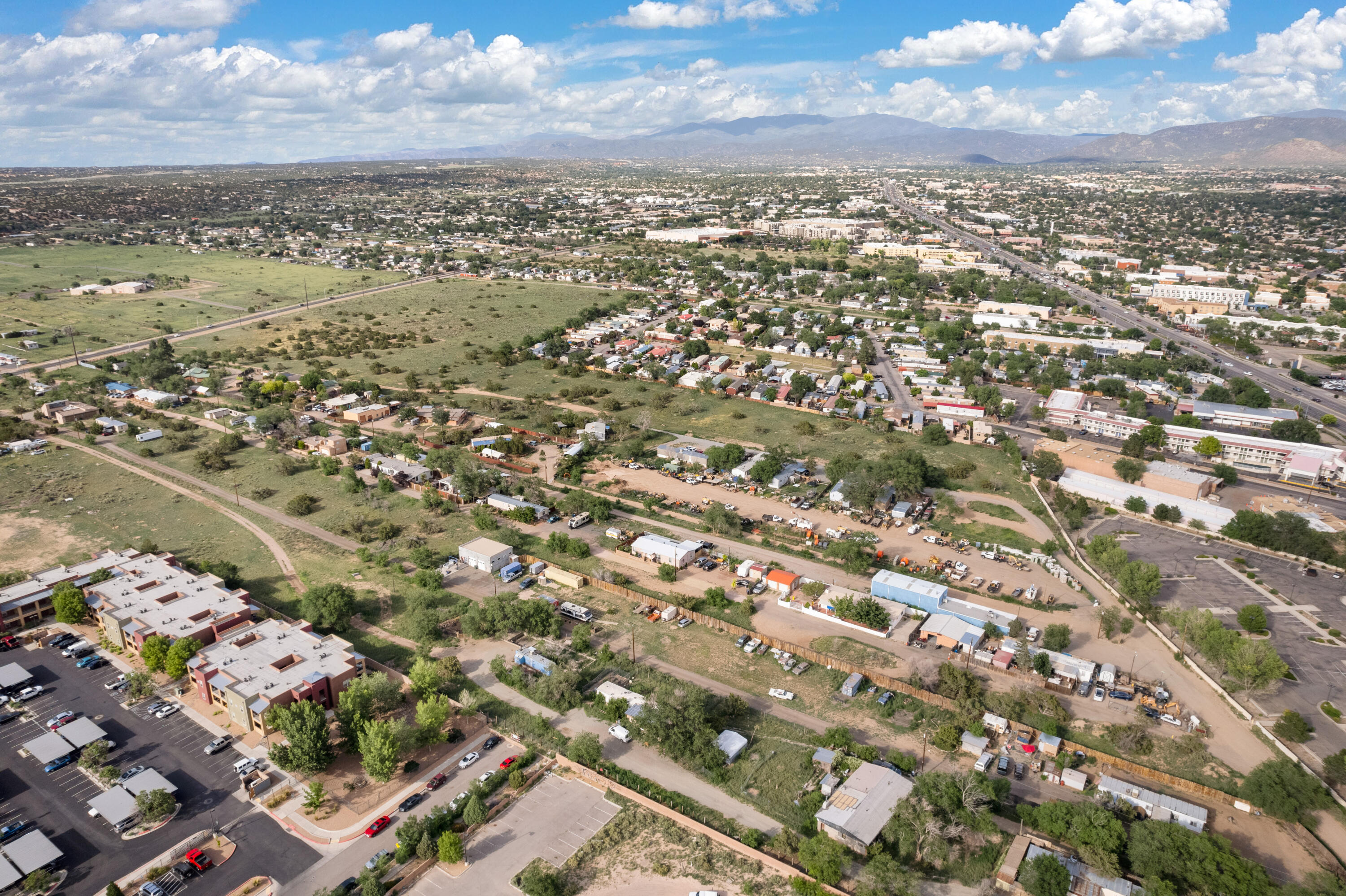 2753 CALLE EUGENIO