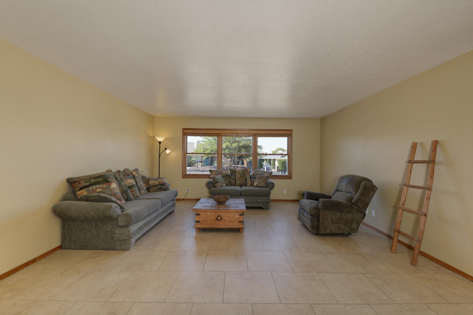2781 TREVINO Drive SE