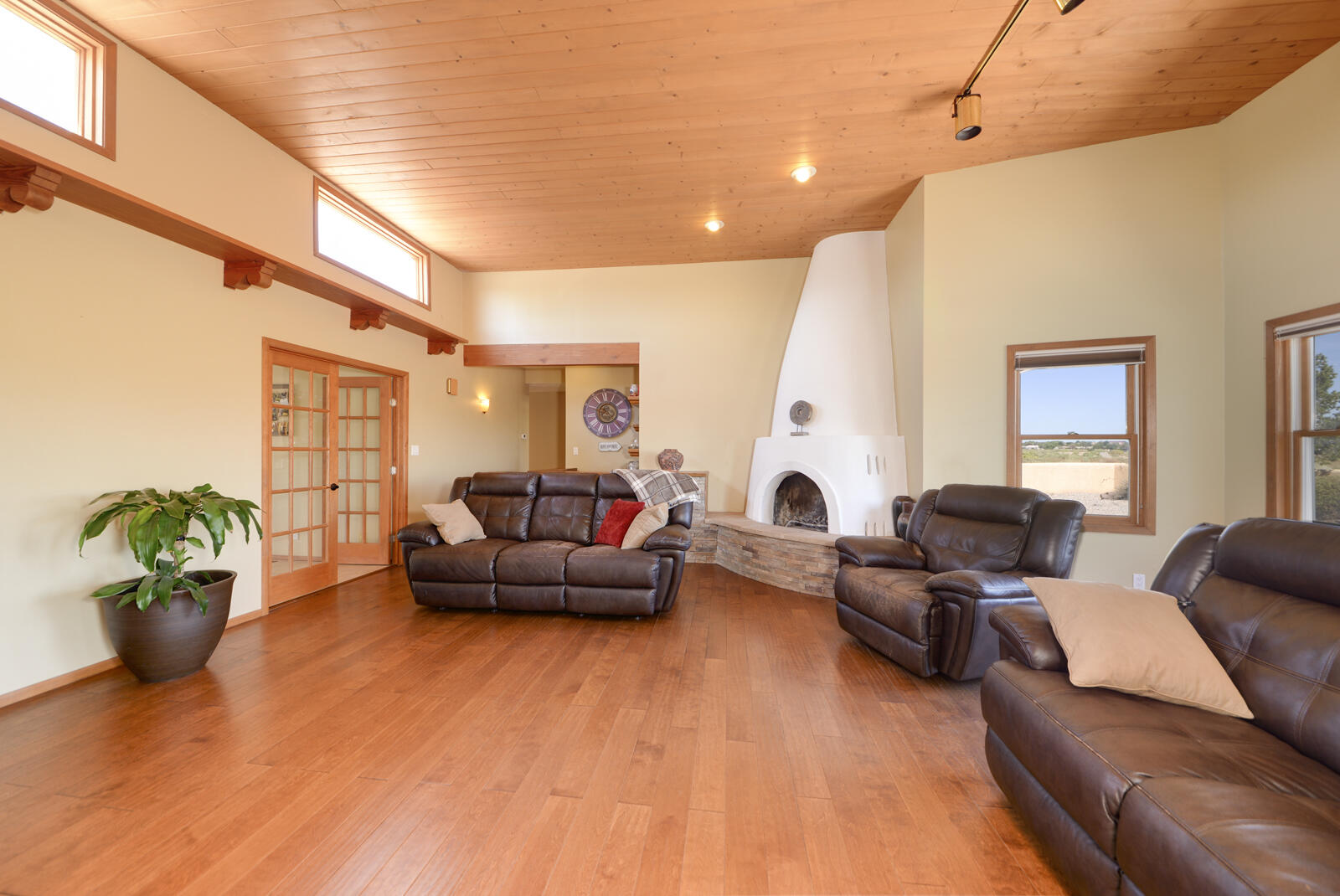 2781 TREVINO Drive SE