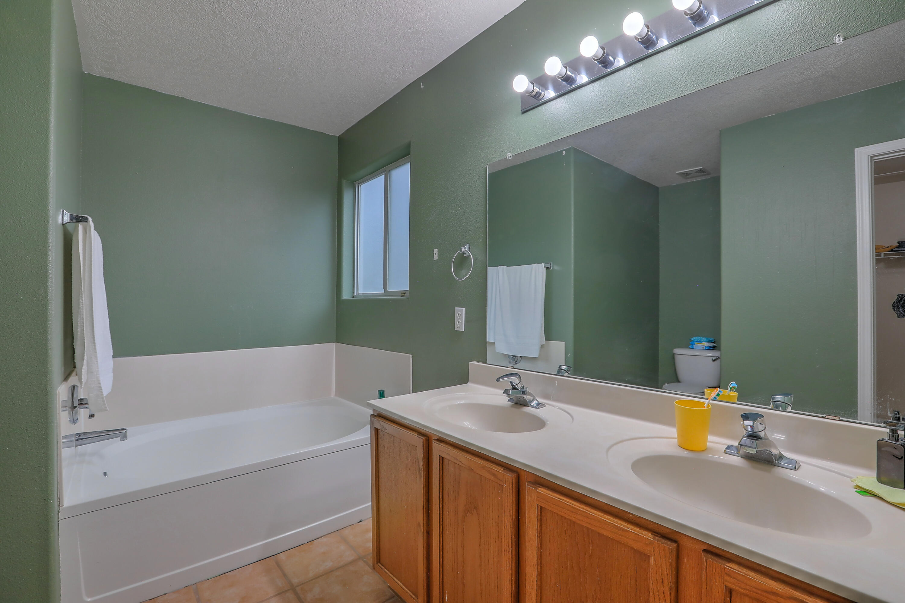 5011 KOKOPELLI Drive NE