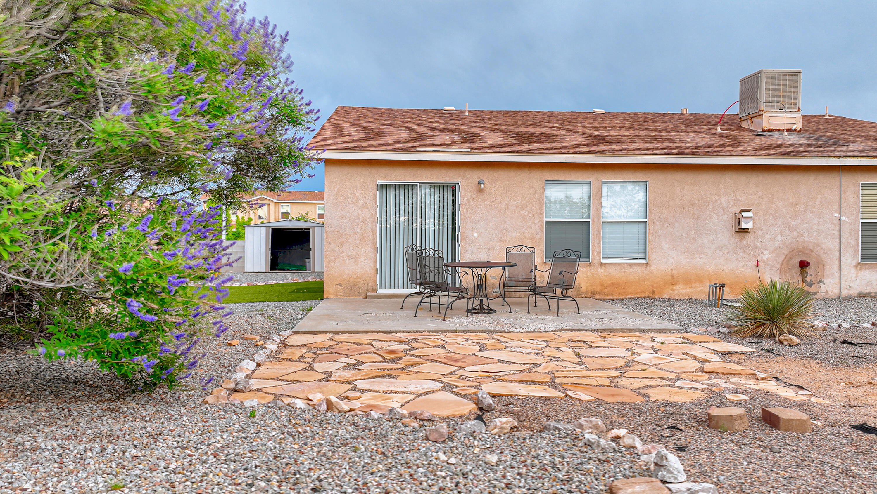 5011 KOKOPELLI Drive NE