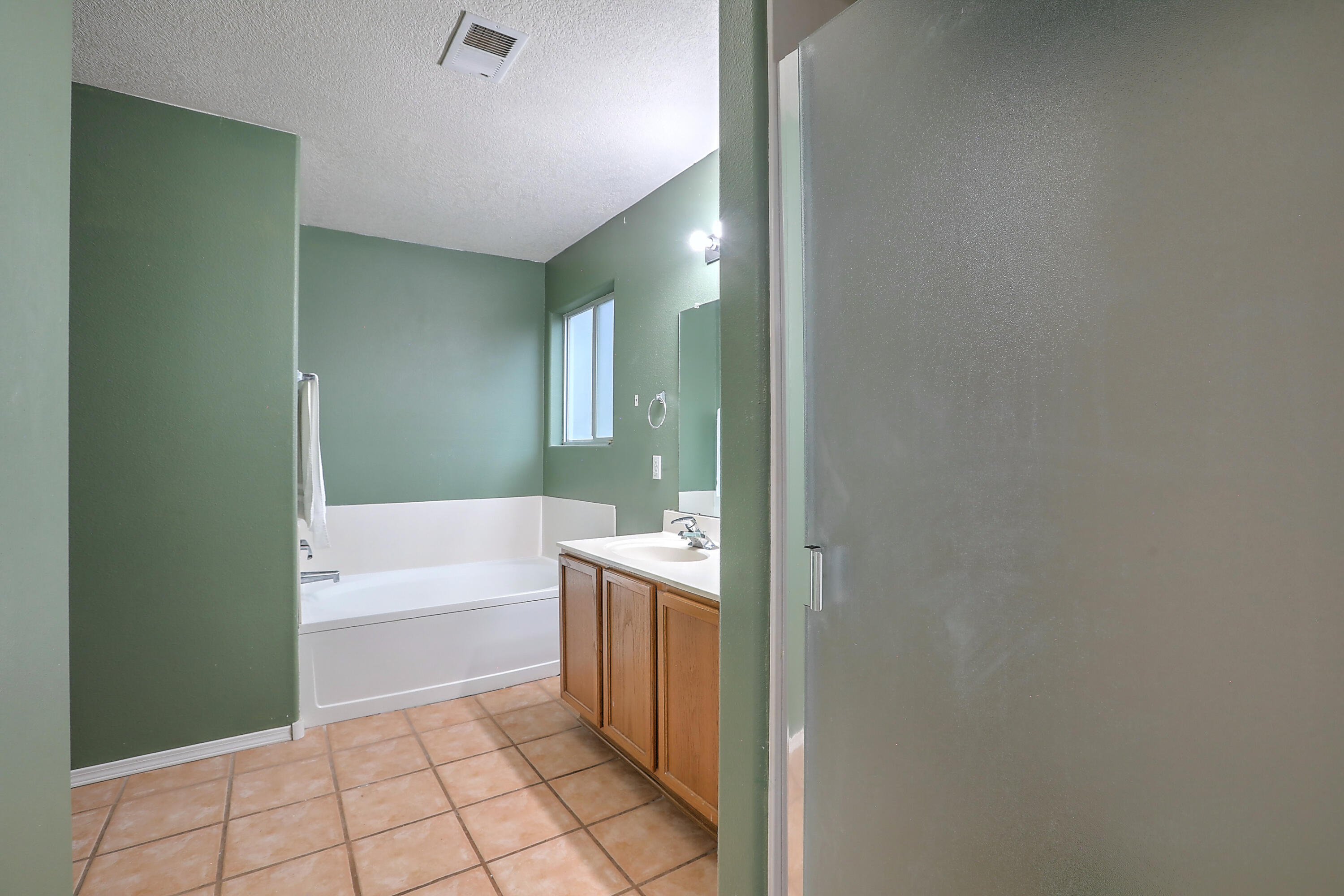 5011 KOKOPELLI Drive NE