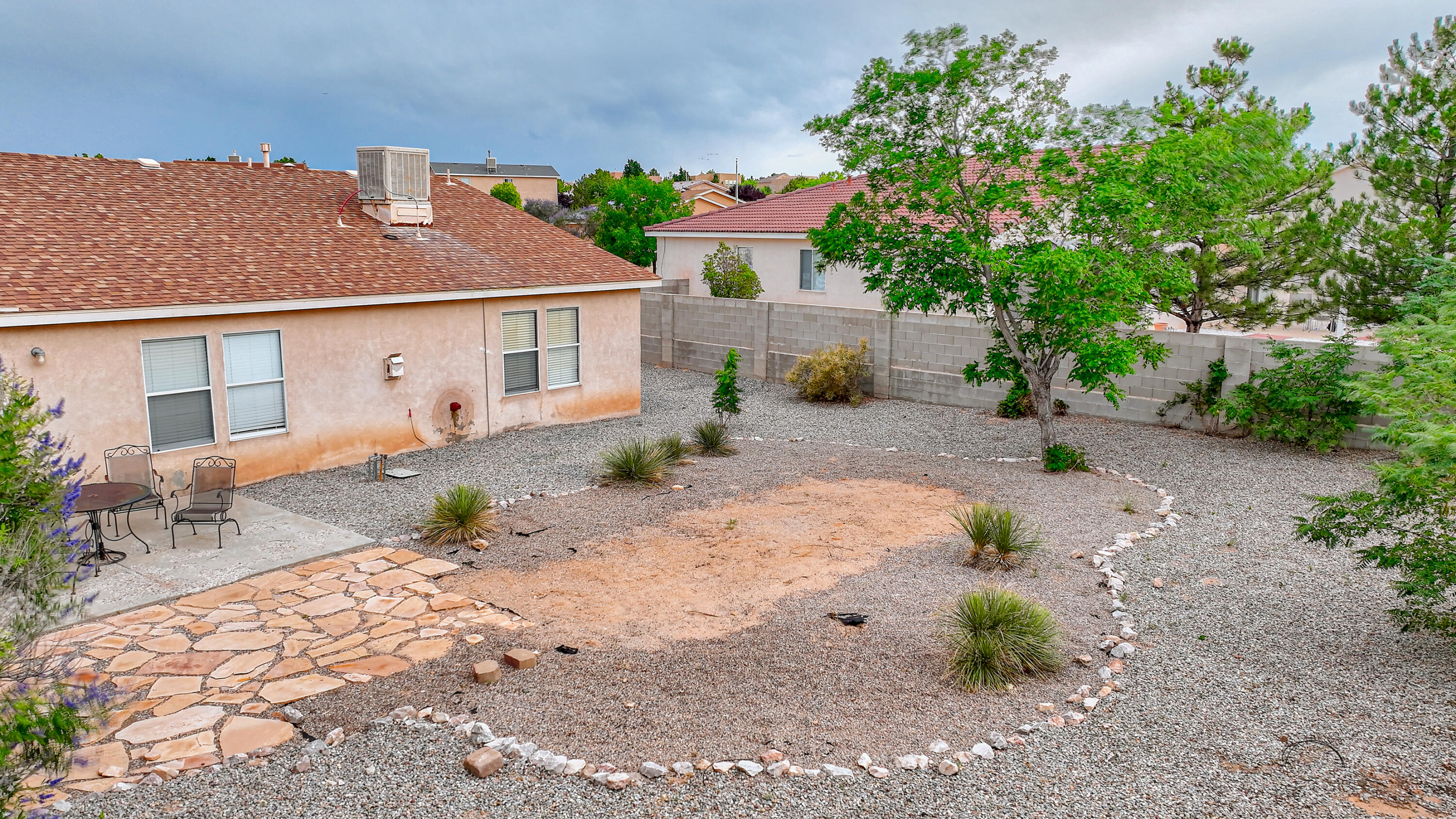 5011 KOKOPELLI Drive NE