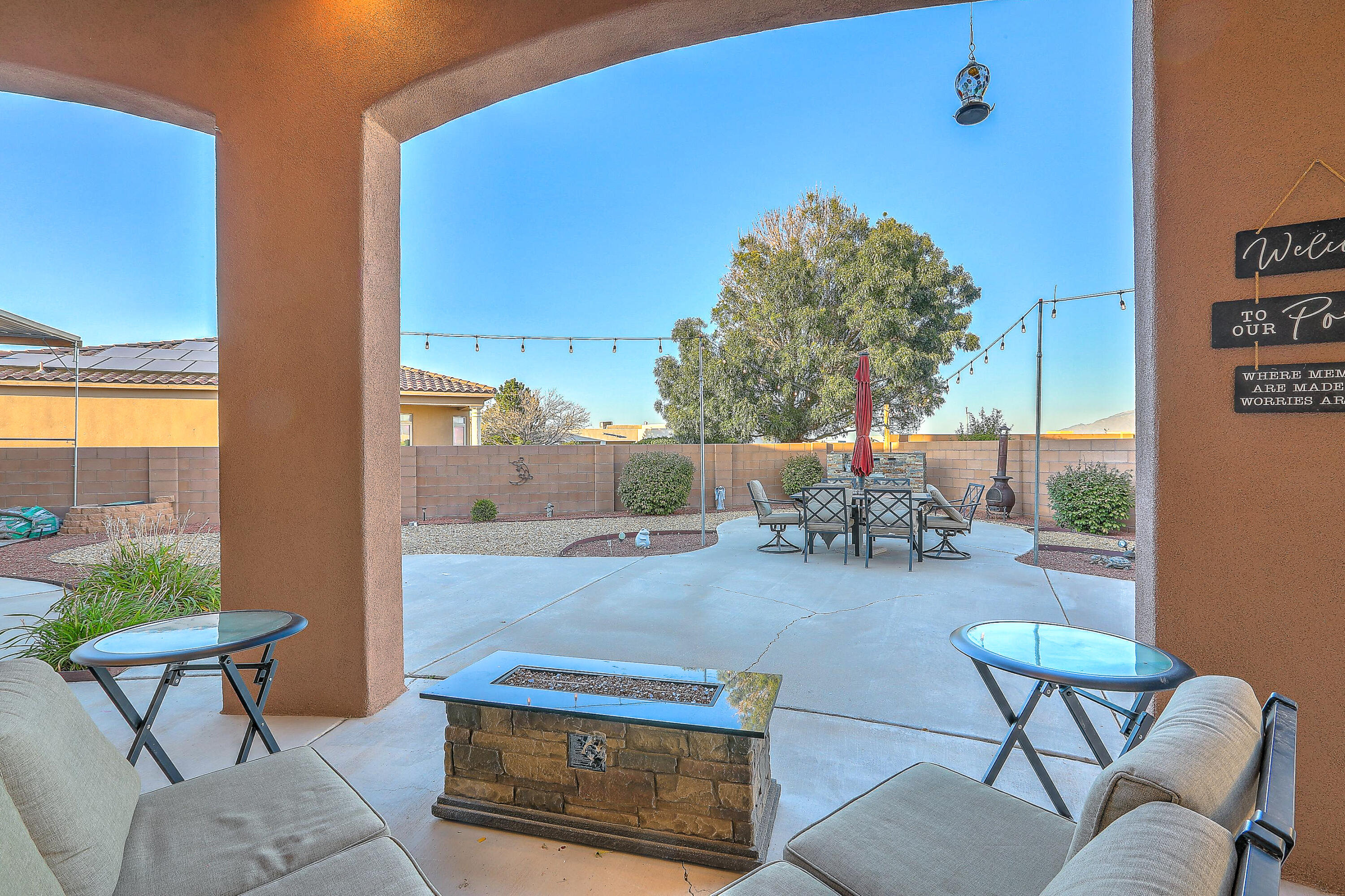 7923 VICTORIA Drive NW