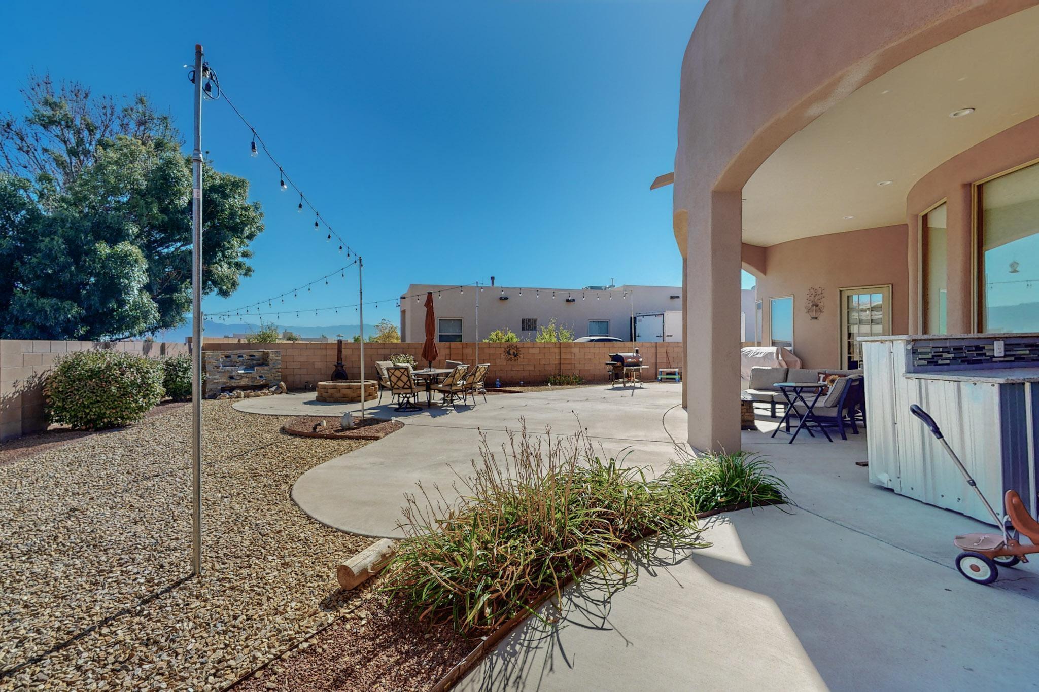 7923 VICTORIA Drive NW