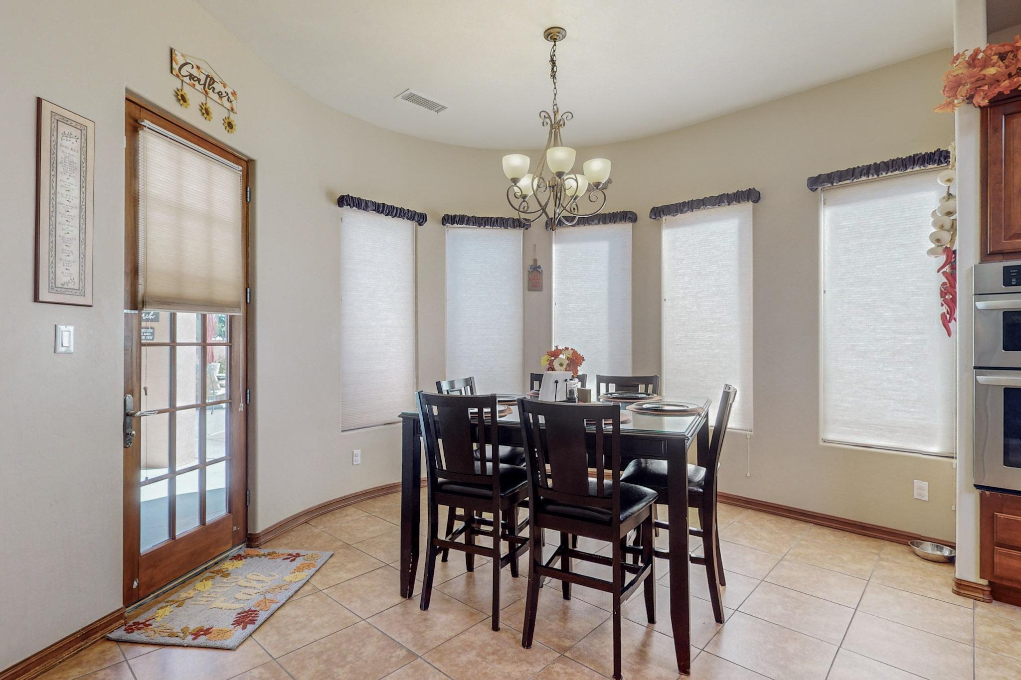 7923 VICTORIA Drive NW