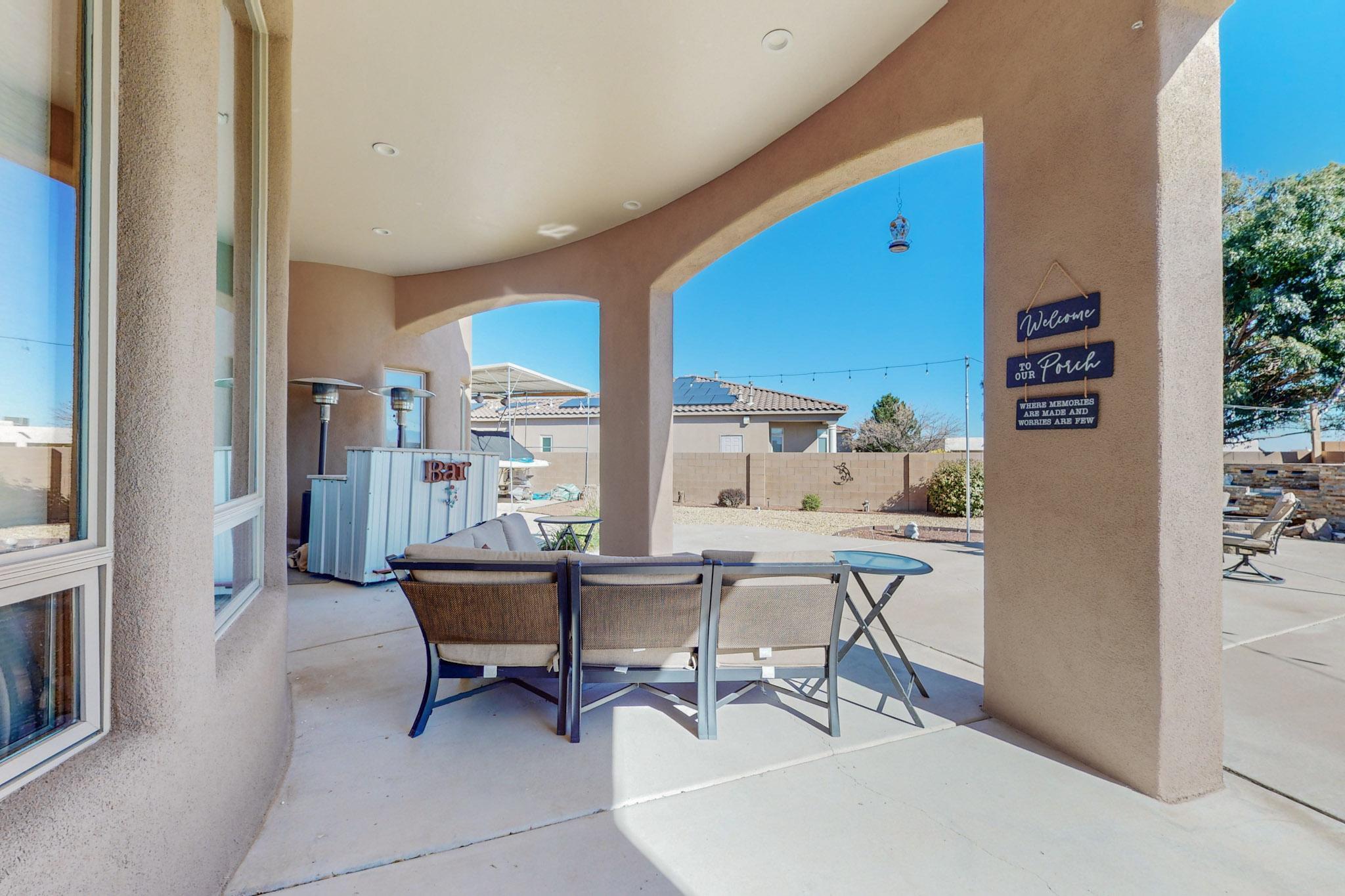 7923 VICTORIA Drive NW