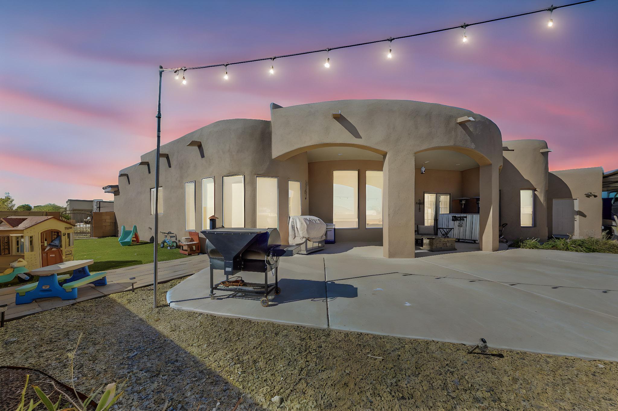 7923 VICTORIA Drive NW