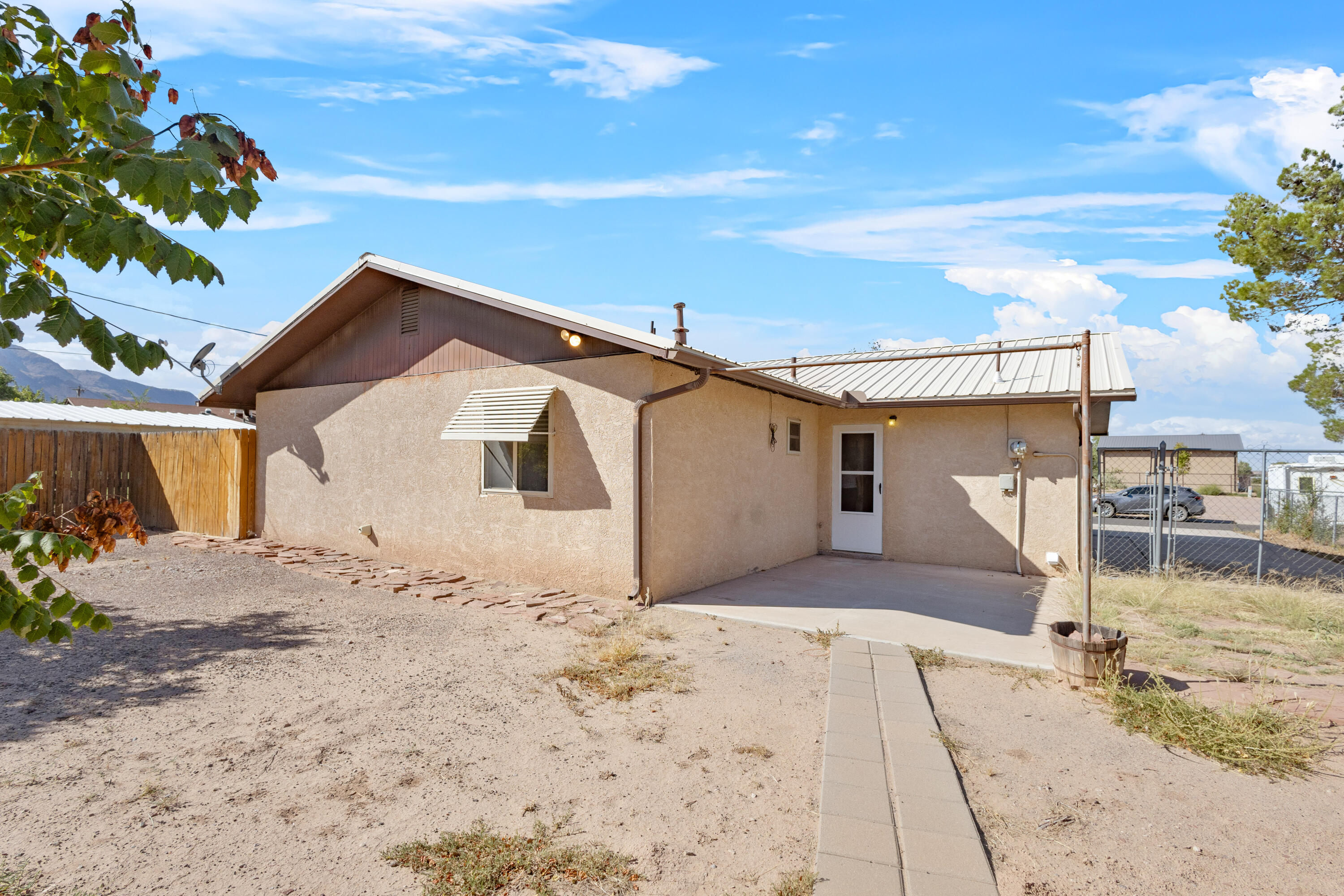 1006 MARY Place