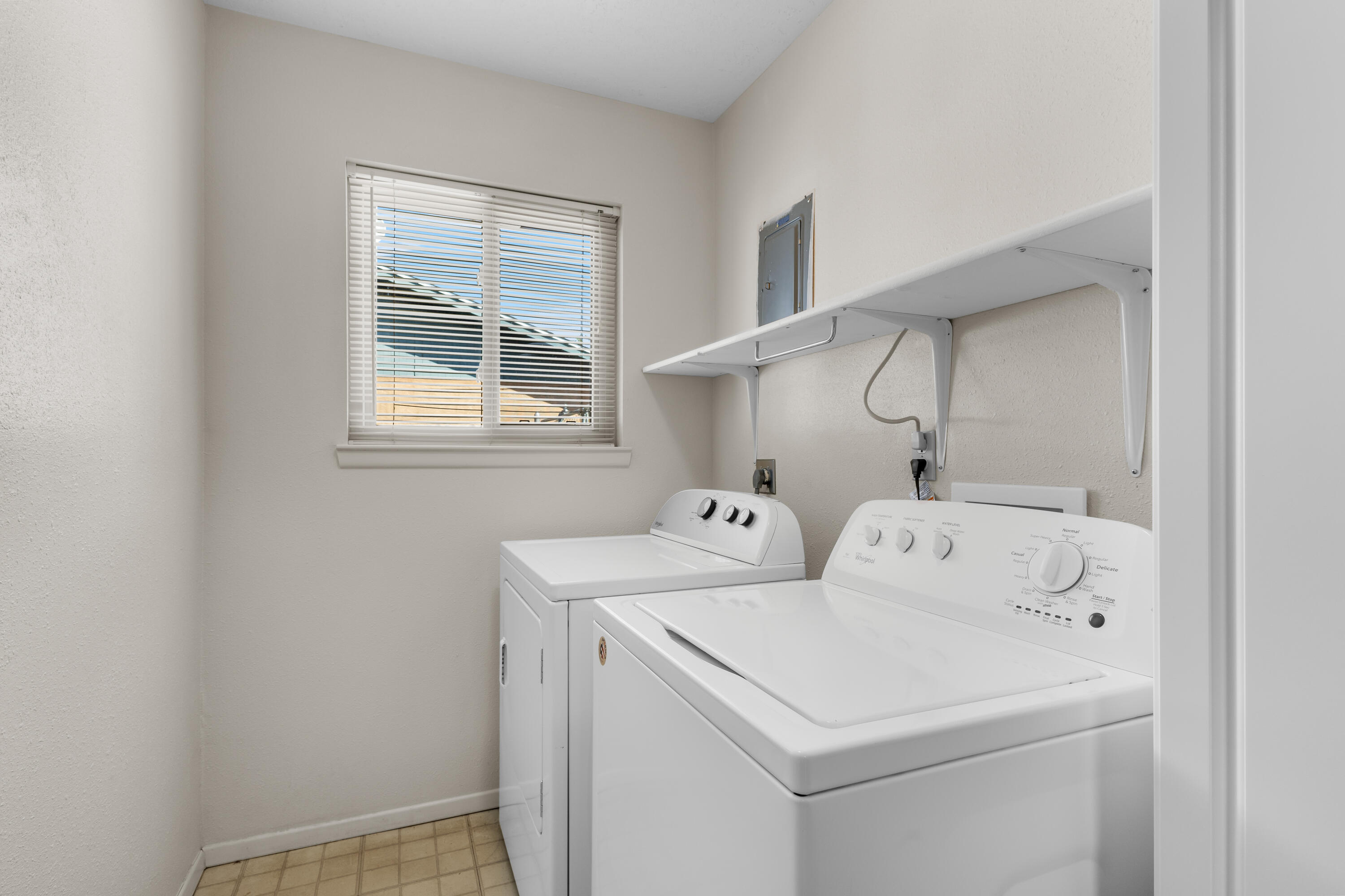 1006 MARY Place