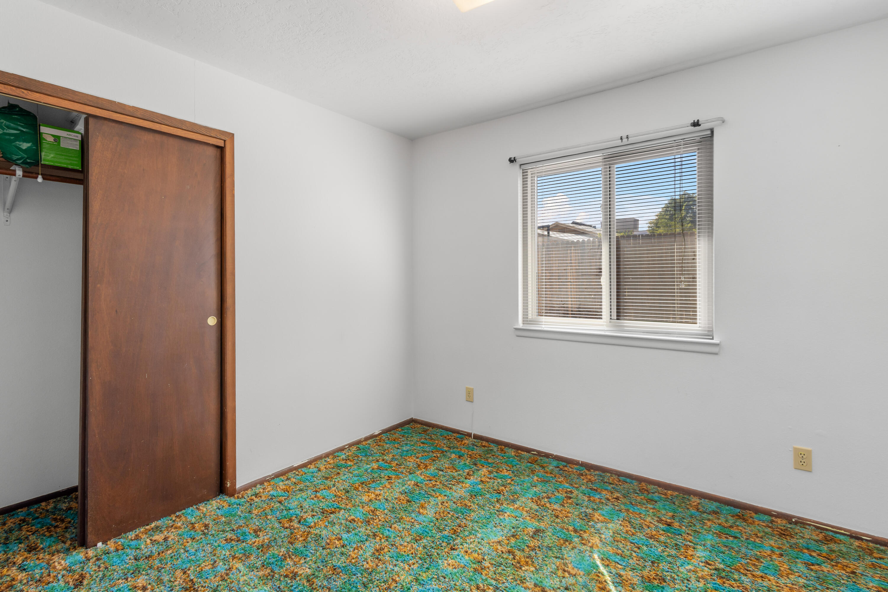 1006 MARY Place