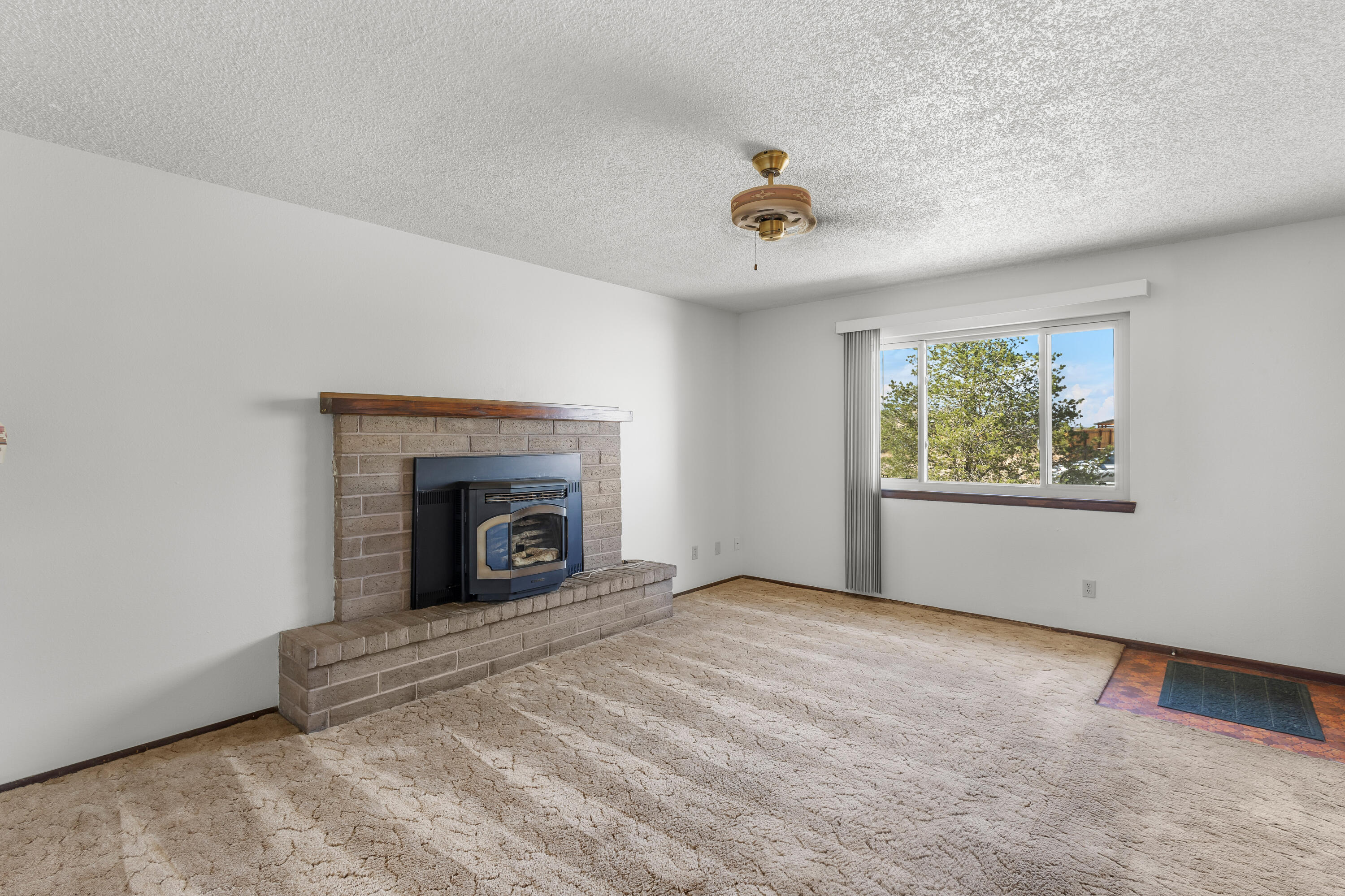 1006 MARY Place