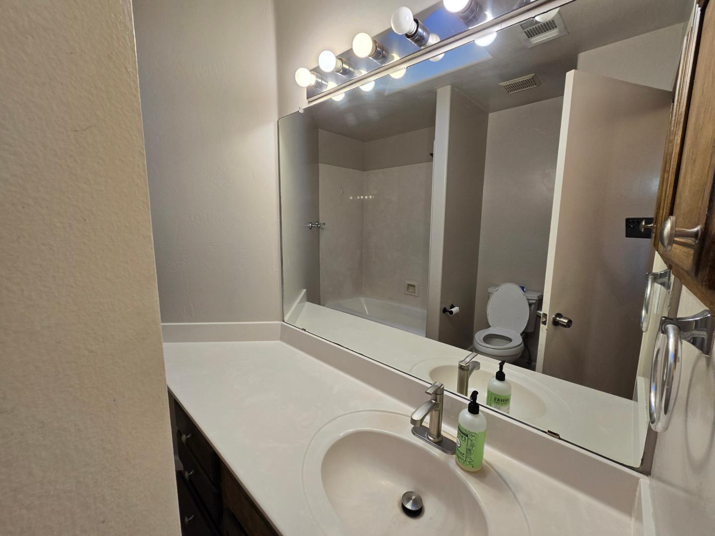 10305 Dayflower Drive NW