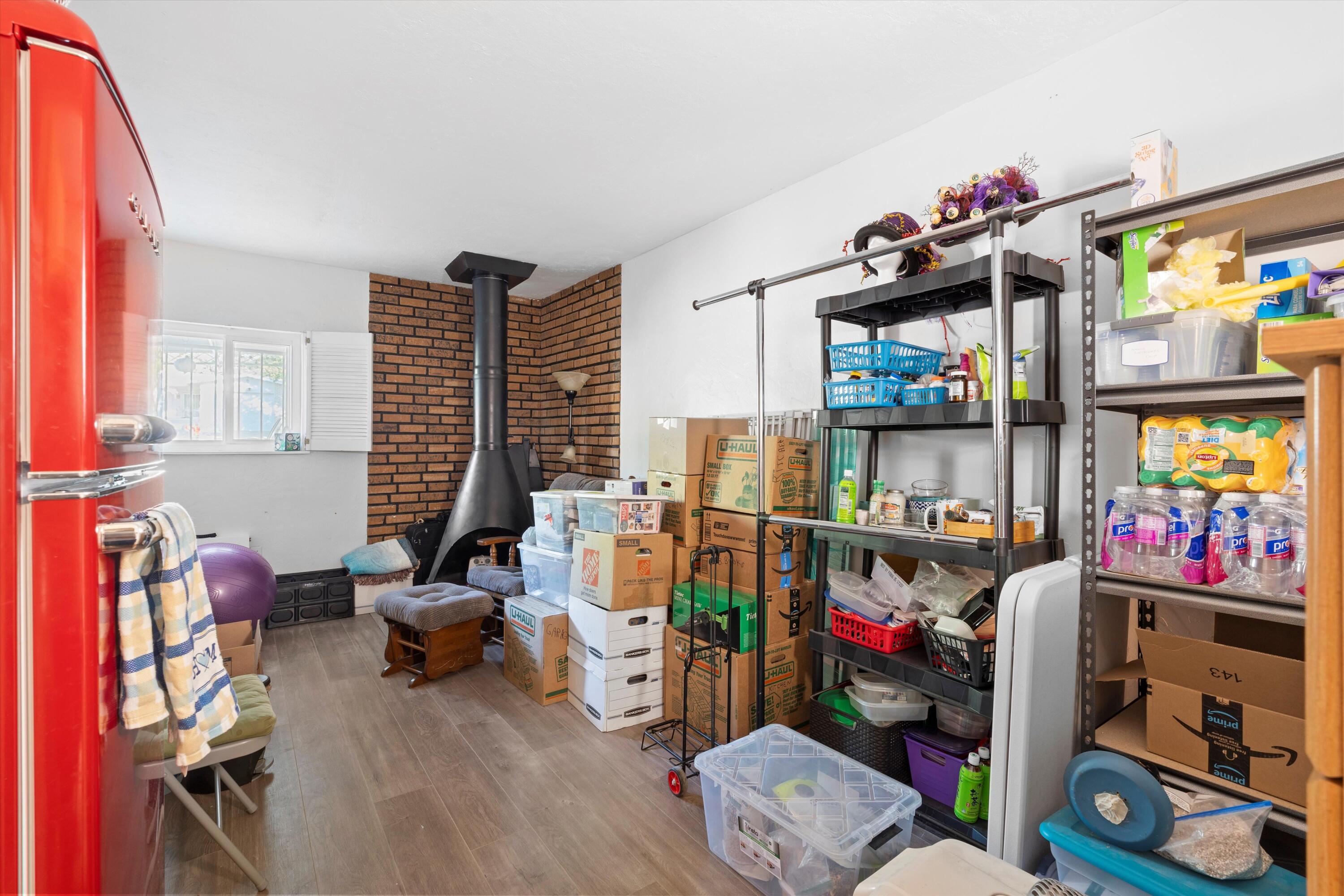 1913 HAMLET Court NE