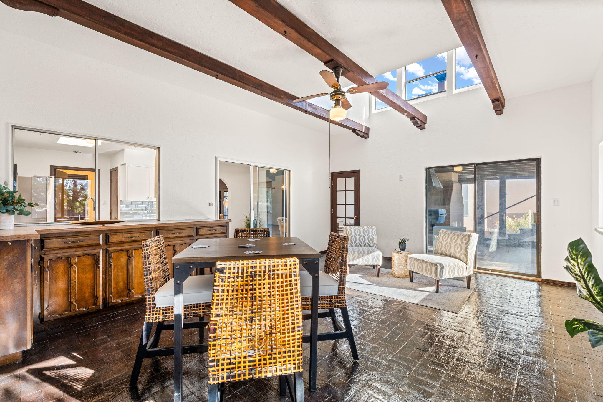 10012 ACADEMY HILLS Drive NE