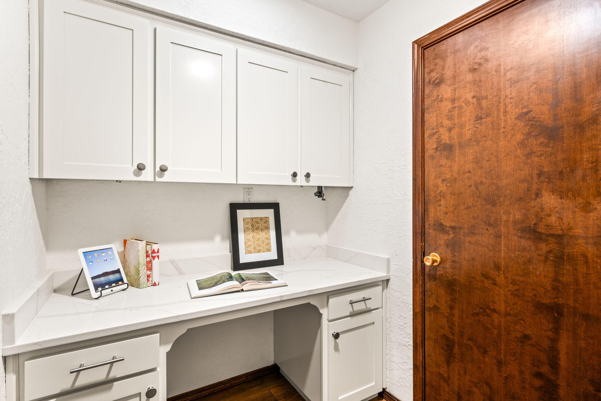 10012 ACADEMY HILLS Drive NE