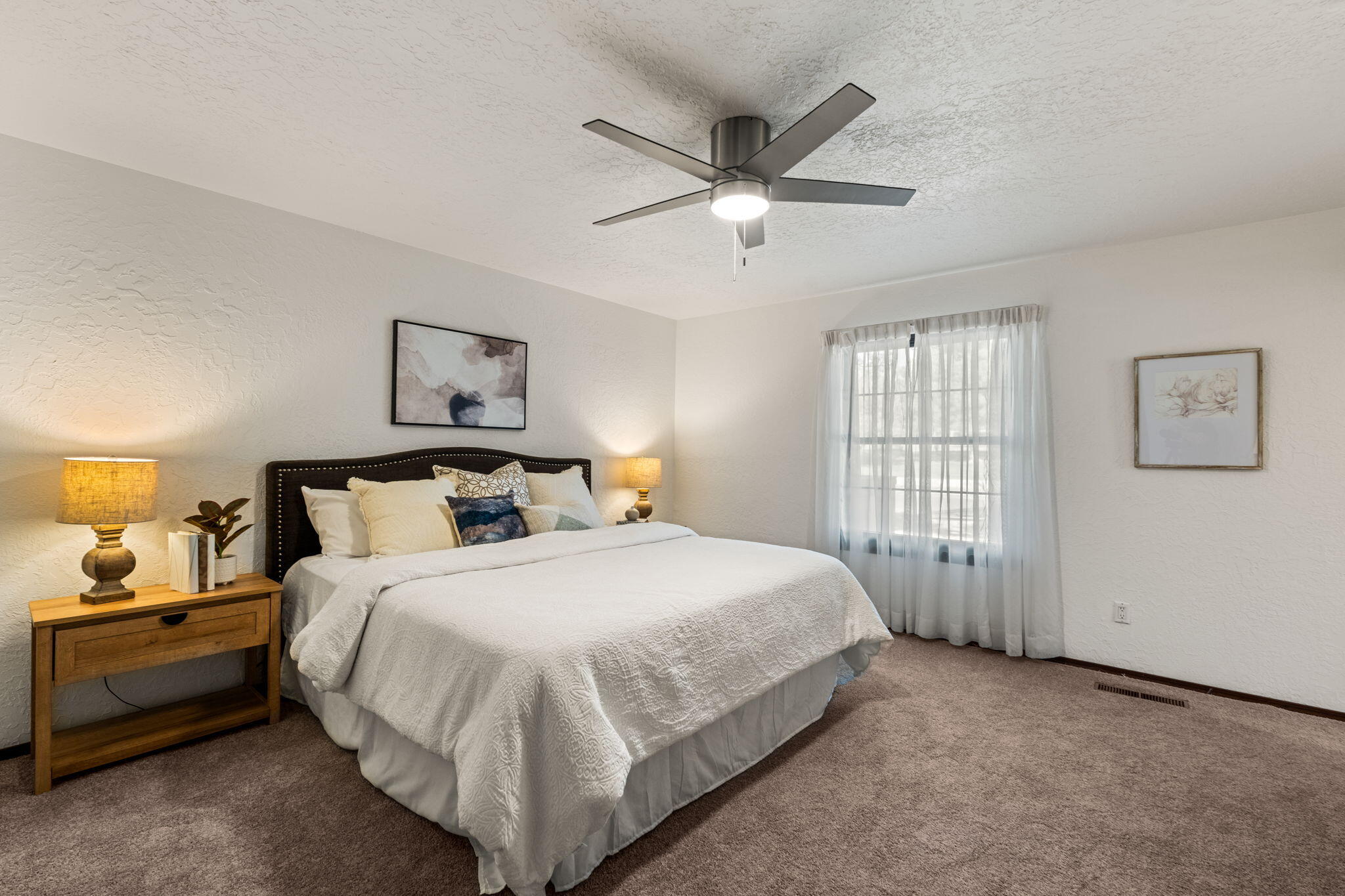 10012 ACADEMY HILLS Drive NE