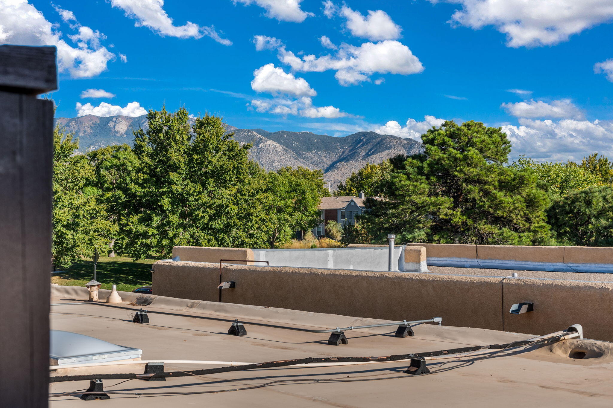 10012 ACADEMY HILLS Drive NE