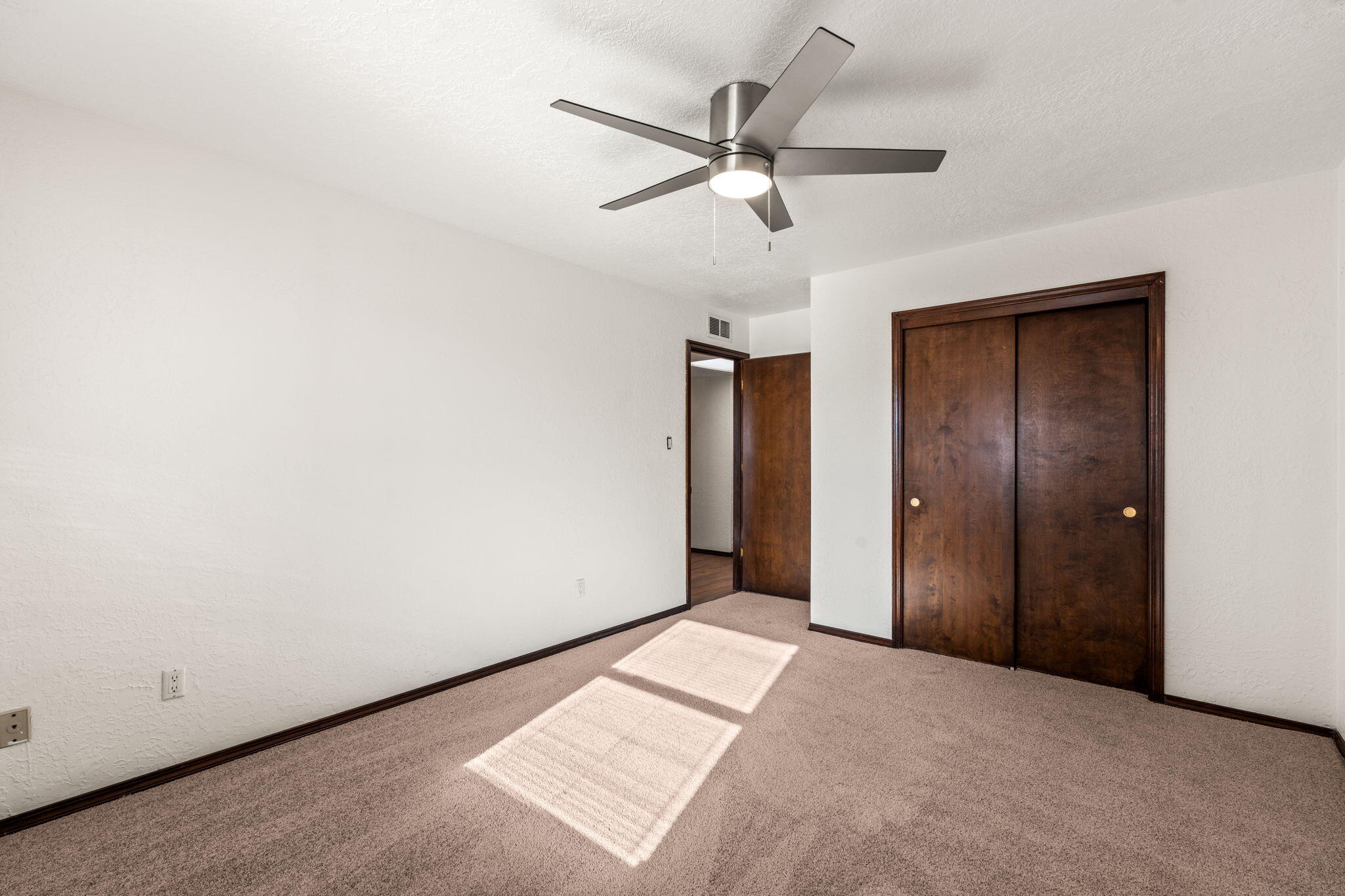 10012 ACADEMY HILLS Drive NE