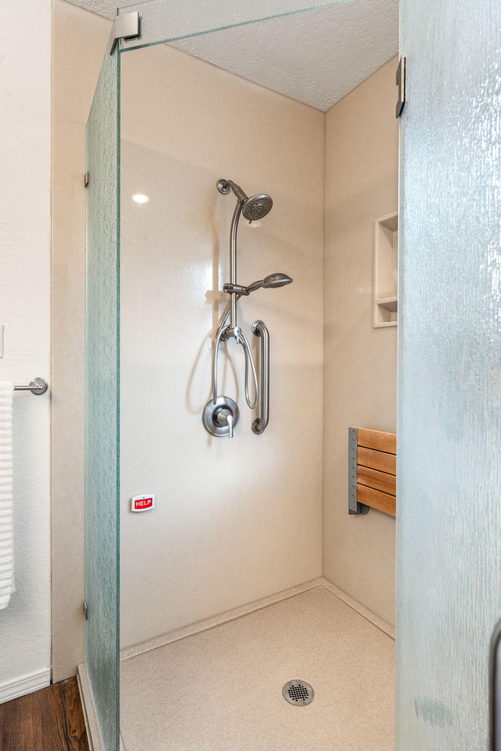 10012 ACADEMY HILLS Drive NE