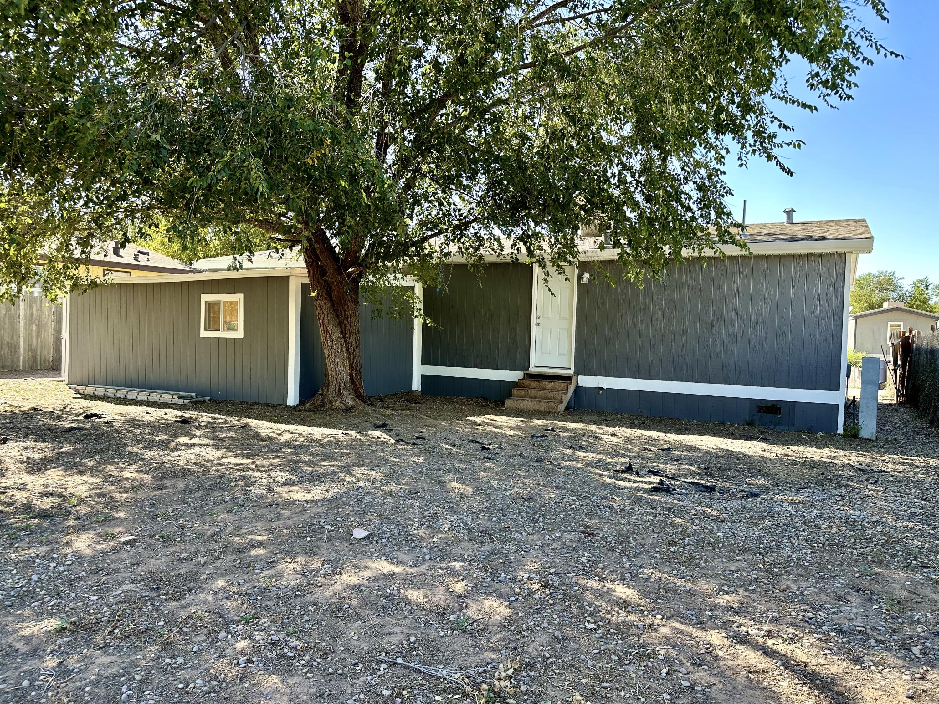 1814 HEATON Loop