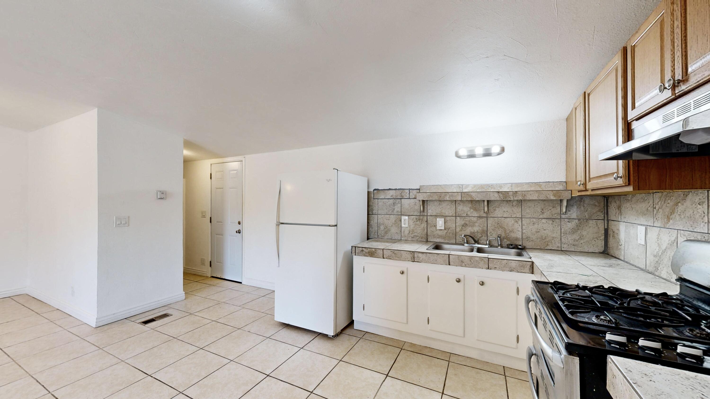 1814 HEATON Loop